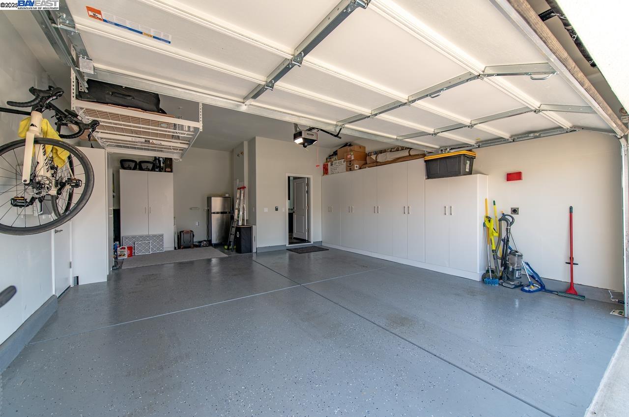 Detail Gallery Image 37 of 51 For 713 River Bend Dr, Lathrop,  CA 95330 - 6 Beds | 5/1 Baths