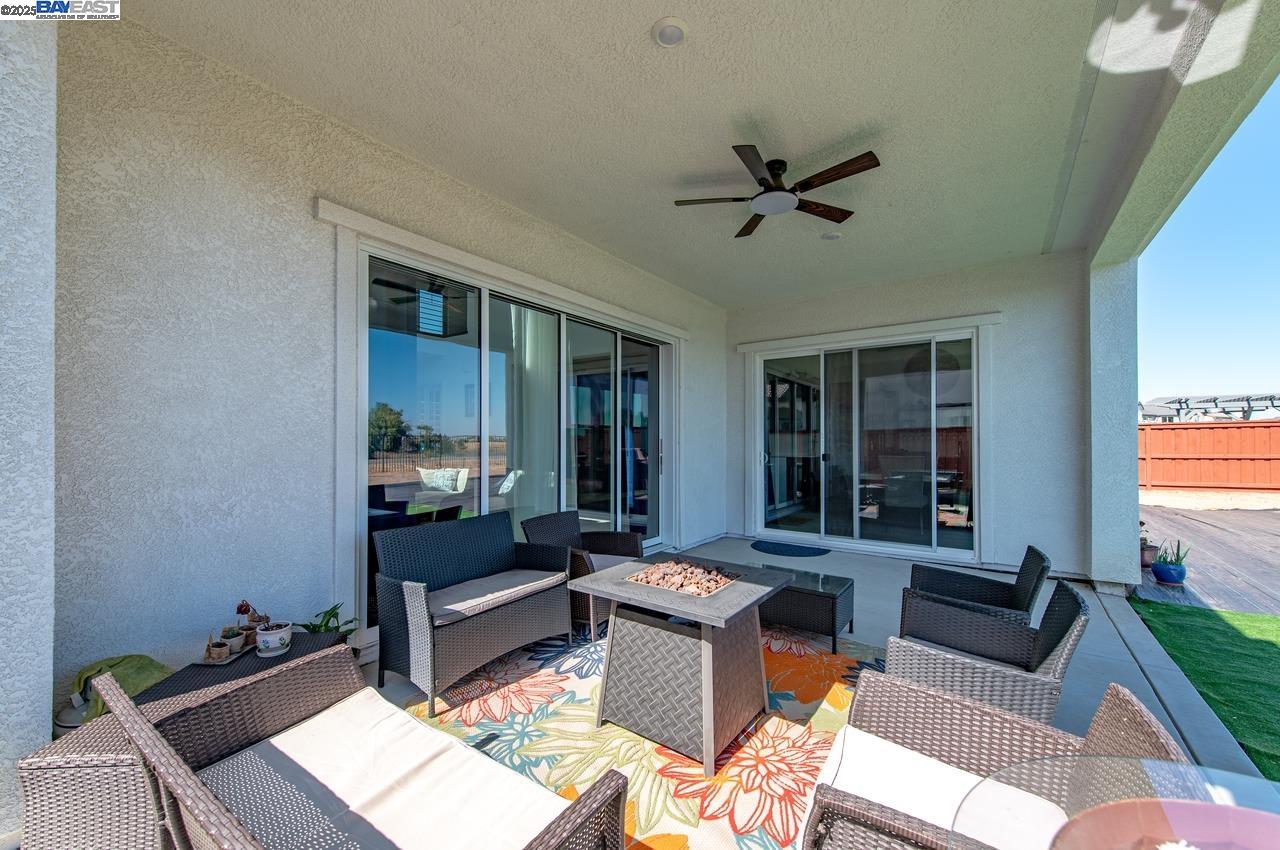 Detail Gallery Image 39 of 51 For 713 River Bend Dr, Lathrop,  CA 95330 - 6 Beds | 5/1 Baths