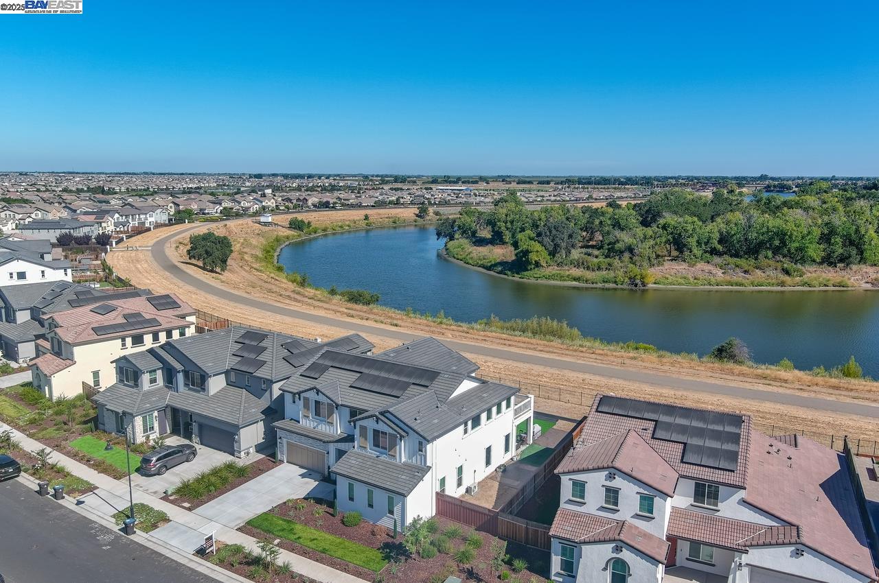 Detail Gallery Image 49 of 51 For 713 River Bend Dr, Lathrop,  CA 95330 - 6 Beds | 5/1 Baths