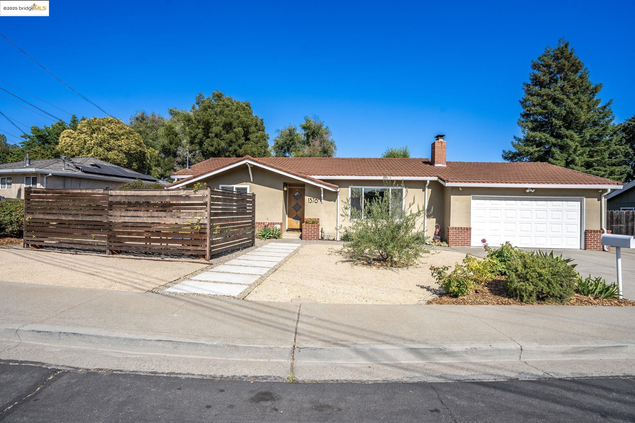Detail Gallery Image 1 of 1 For 1376 Rosal Ln, Concord,  CA 94521 - 3 Beds | 2 Baths