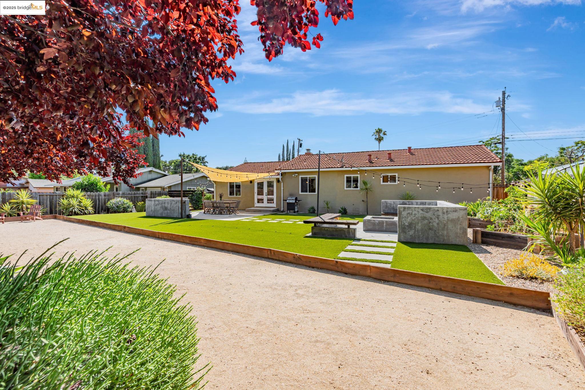 1376 Rosal Ln, Concord, California 94521, 3 Bedrooms Bedrooms, 6 Rooms Rooms,2 BathroomsBathrooms,Residential,For Sale,1376 Rosal Ln,41104871