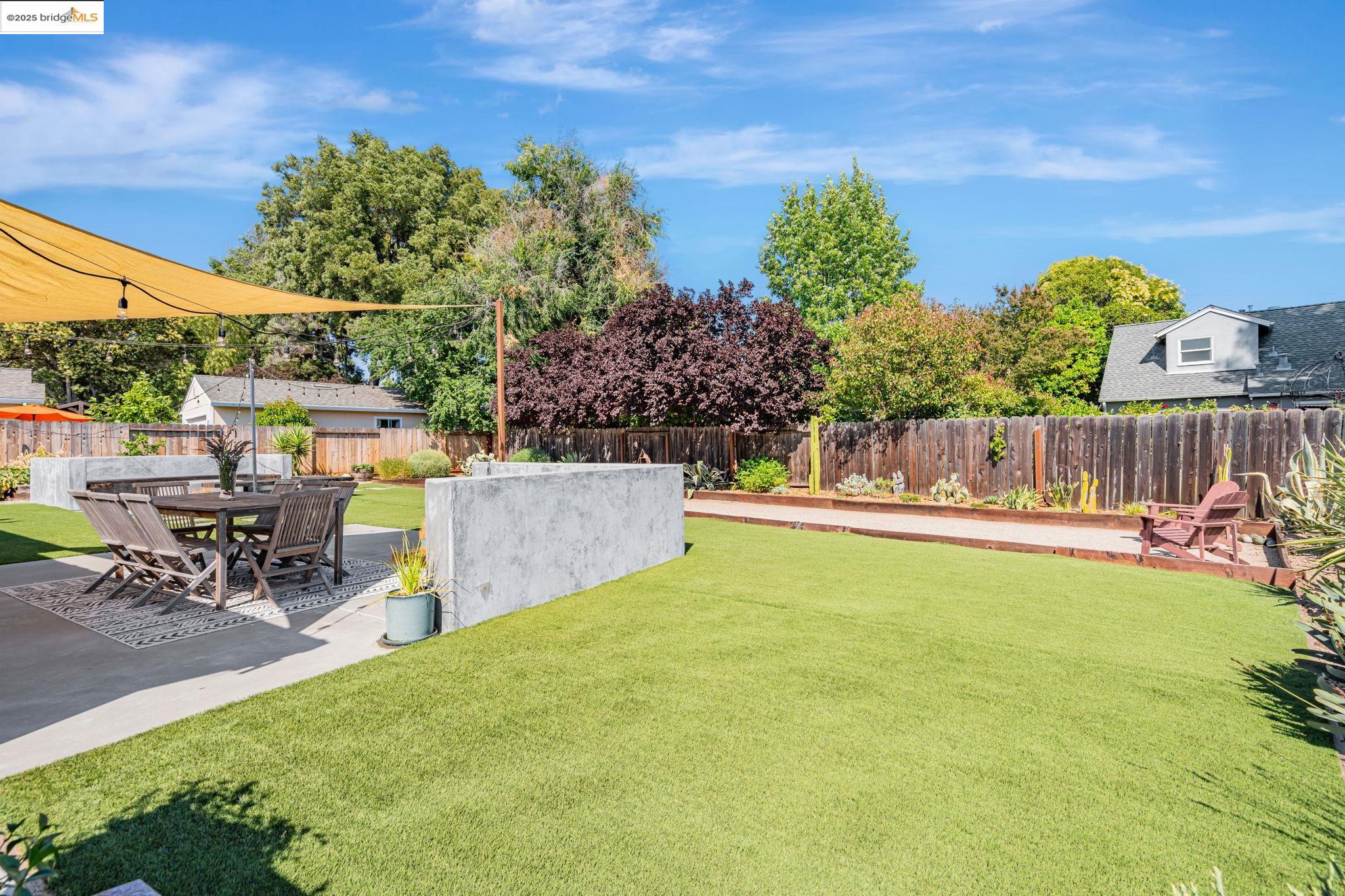 1376 Rosal Ln, Concord, California 94521, 3 Bedrooms Bedrooms, 6 Rooms Rooms,2 BathroomsBathrooms,Residential,For Sale,1376 Rosal Ln,41104871