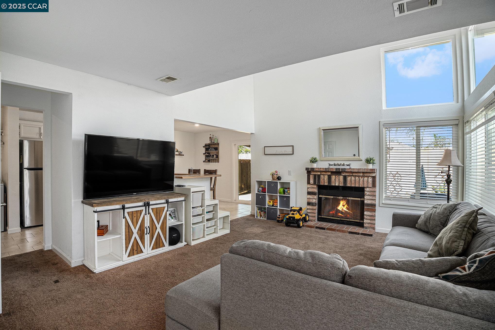 354 Hazelnut Lane, Oakley, California 94561, 2 Bedrooms Bedrooms, 7 Rooms Rooms,2 BathroomsBathrooms,Residential,For Sale,354 Hazelnut Lane,41104872