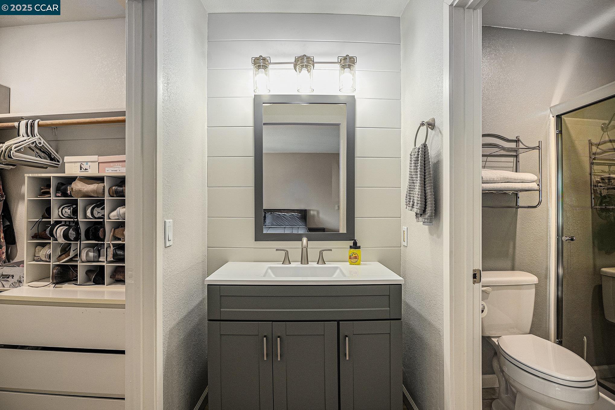 Detail Gallery Image 10 of 17 For 354 Hazelnut Lane, Oakley,  CA 94561 - 2 Beds | 2/1 Baths