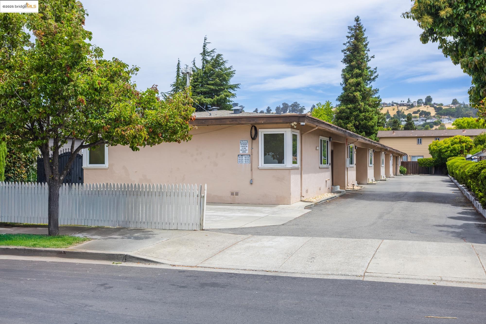 Front Image Thumbnail for EB41104875