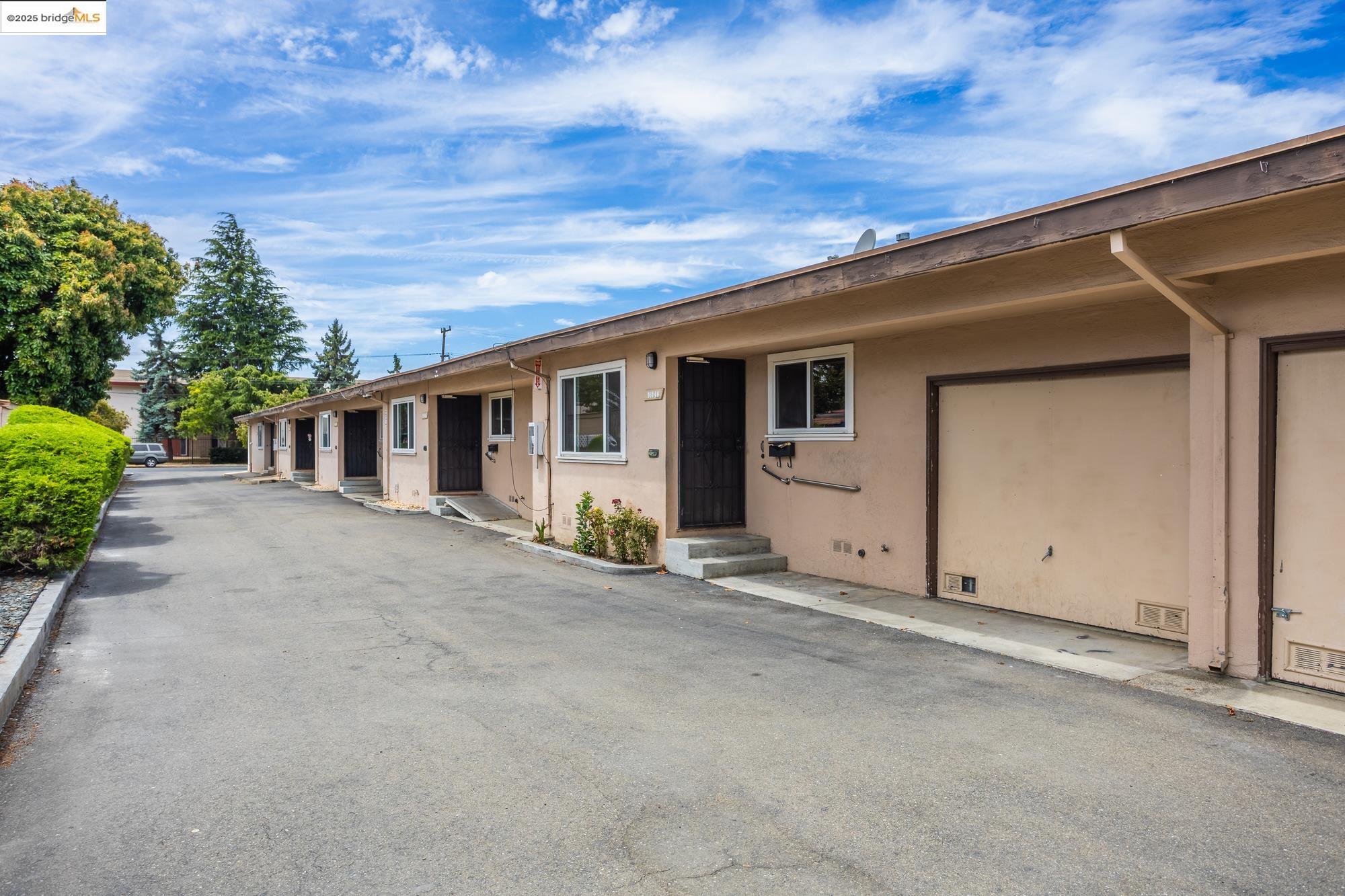 16118 Mateo St, San Leandro, California 94578, ,Commercial Sale,For Sale,16118 Mateo St,41104875