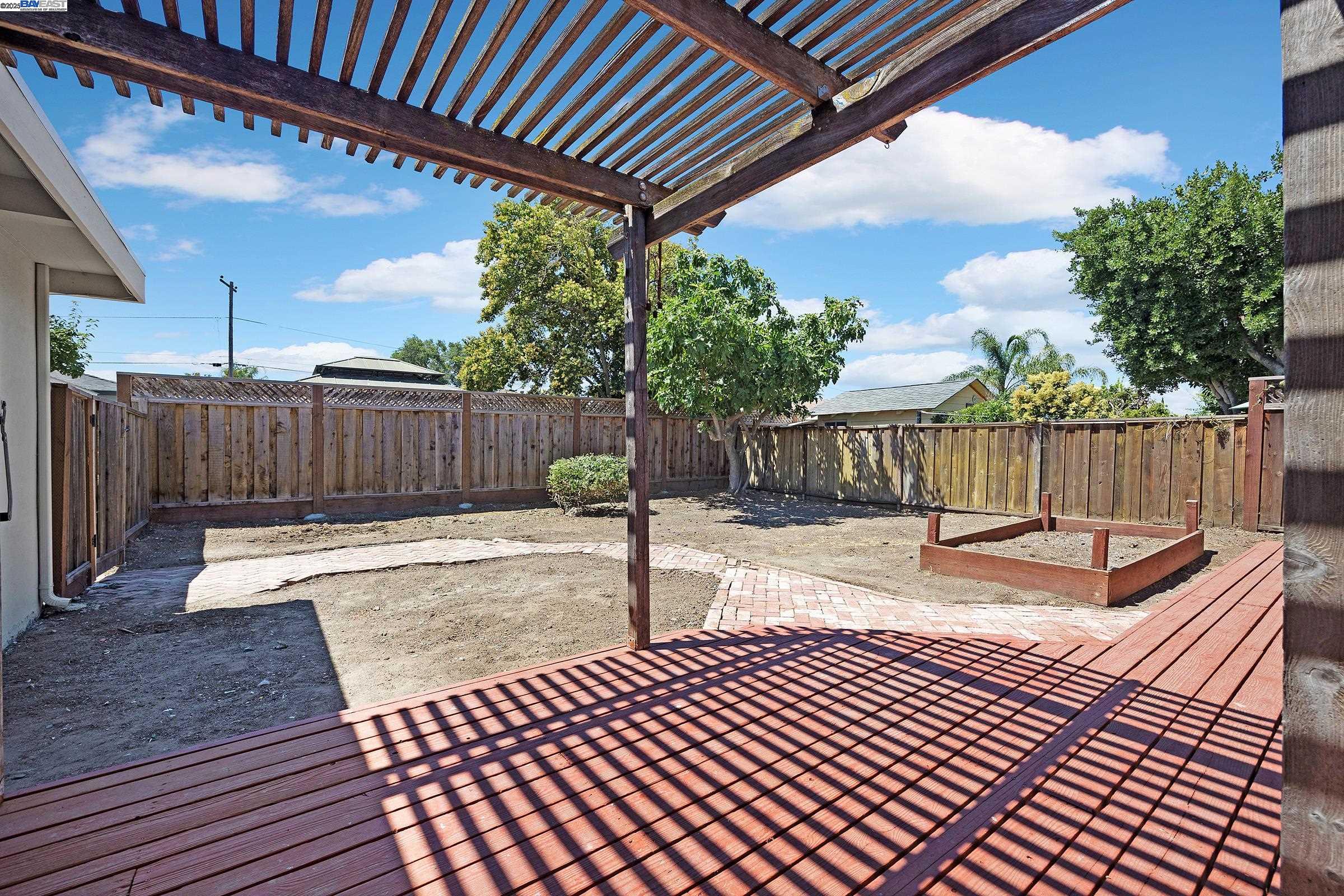 3877 Santa Clara Way, Livermore, California 94550, 3 Bedrooms Bedrooms, 5 Rooms Rooms,2 BathroomsBathrooms,Residential,For Sale,3877 Santa Clara Way,41104876