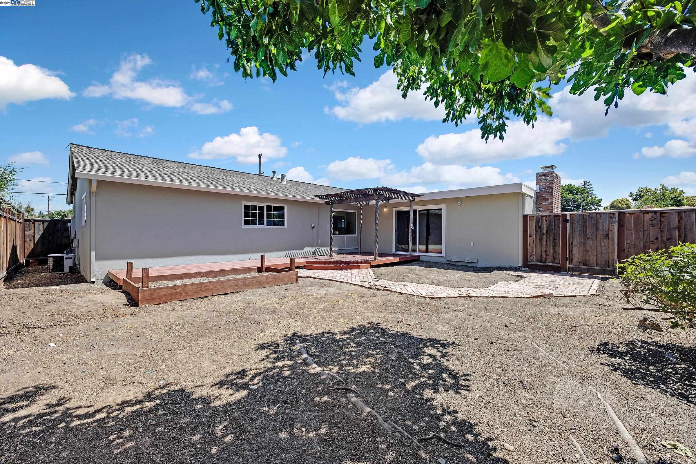 3877 Santa Clara Way, Livermore, California 94550, 3 Bedrooms Bedrooms, 5 Rooms Rooms,2 BathroomsBathrooms,Residential,For Sale,3877 Santa Clara Way,41104876