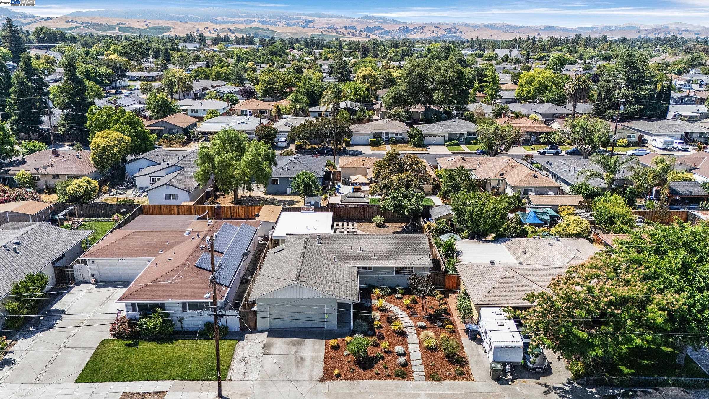 3877 Santa Clara Way, Livermore, California 94550, 3 Bedrooms Bedrooms, 5 Rooms Rooms,2 BathroomsBathrooms,Residential,For Sale,3877 Santa Clara Way,41104876