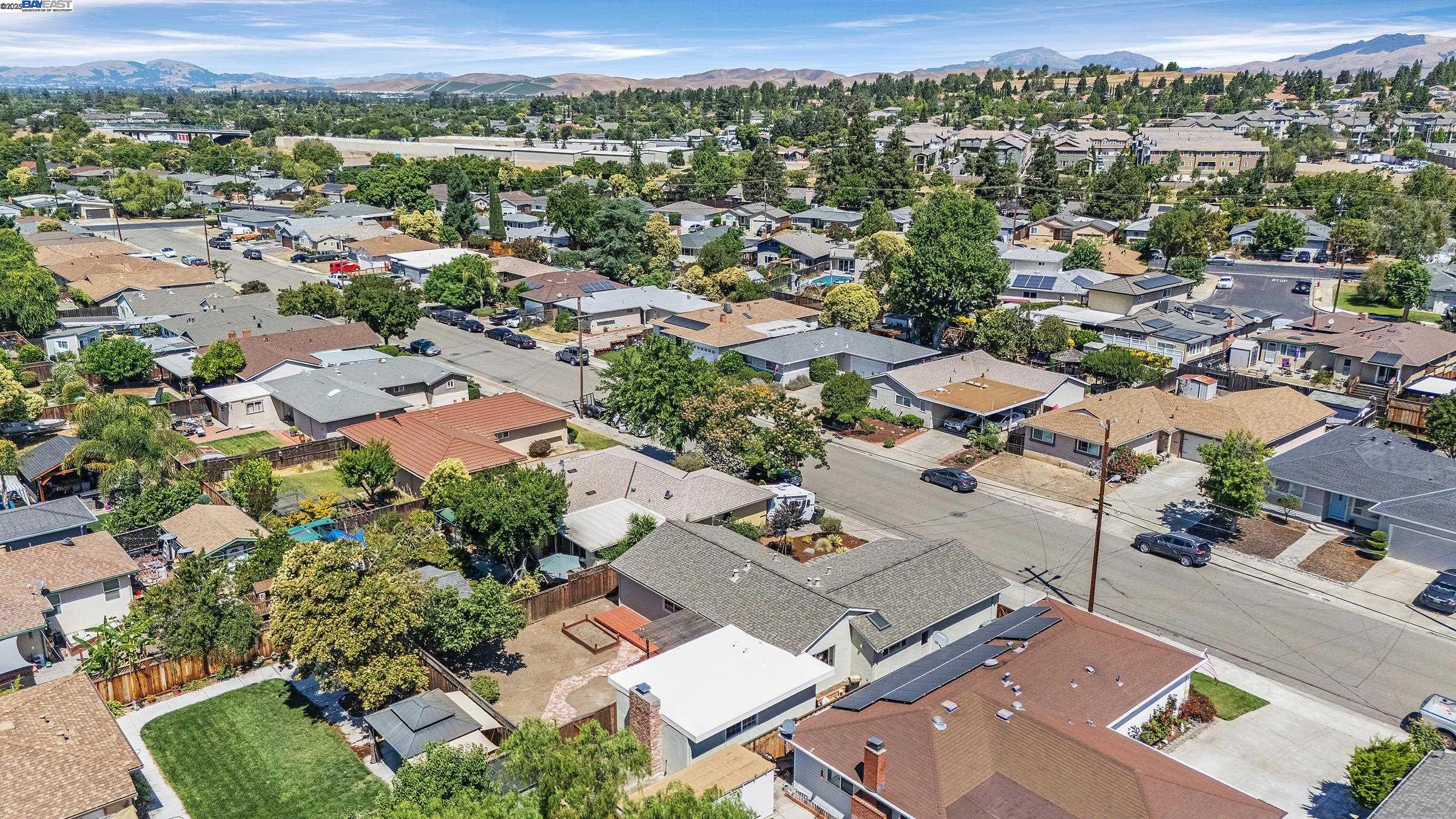 3877 Santa Clara Way, Livermore, California 94550, 3 Bedrooms Bedrooms, 5 Rooms Rooms,2 BathroomsBathrooms,Residential,For Sale,3877 Santa Clara Way,41104876