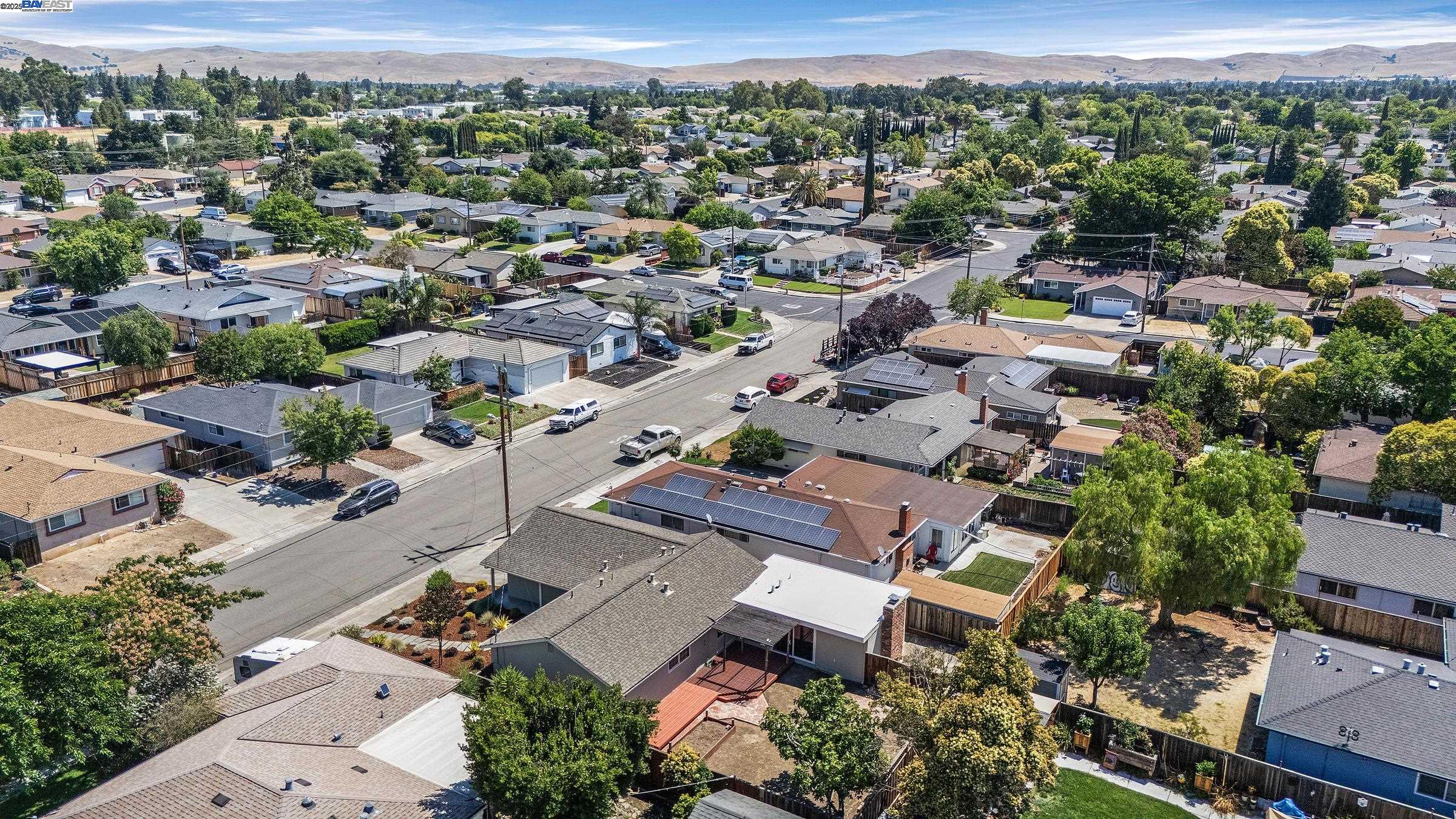 3877 Santa Clara Way, Livermore, California 94550, 3 Bedrooms Bedrooms, 5 Rooms Rooms,2 BathroomsBathrooms,Residential,For Sale,3877 Santa Clara Way,41104876