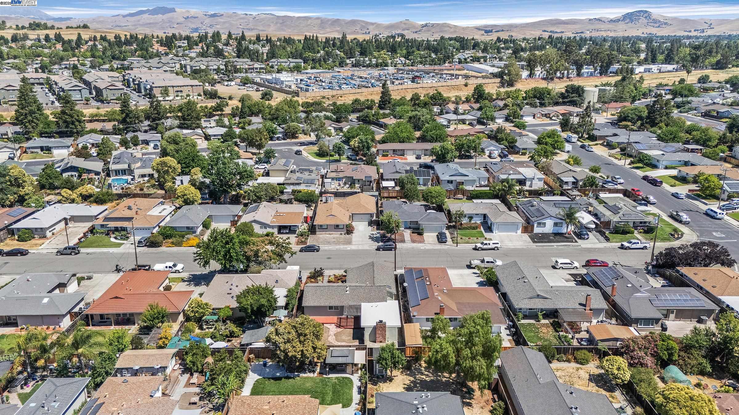 3877 Santa Clara Way, Livermore, California 94550, 3 Bedrooms Bedrooms, 5 Rooms Rooms,2 BathroomsBathrooms,Residential,For Sale,3877 Santa Clara Way,41104876