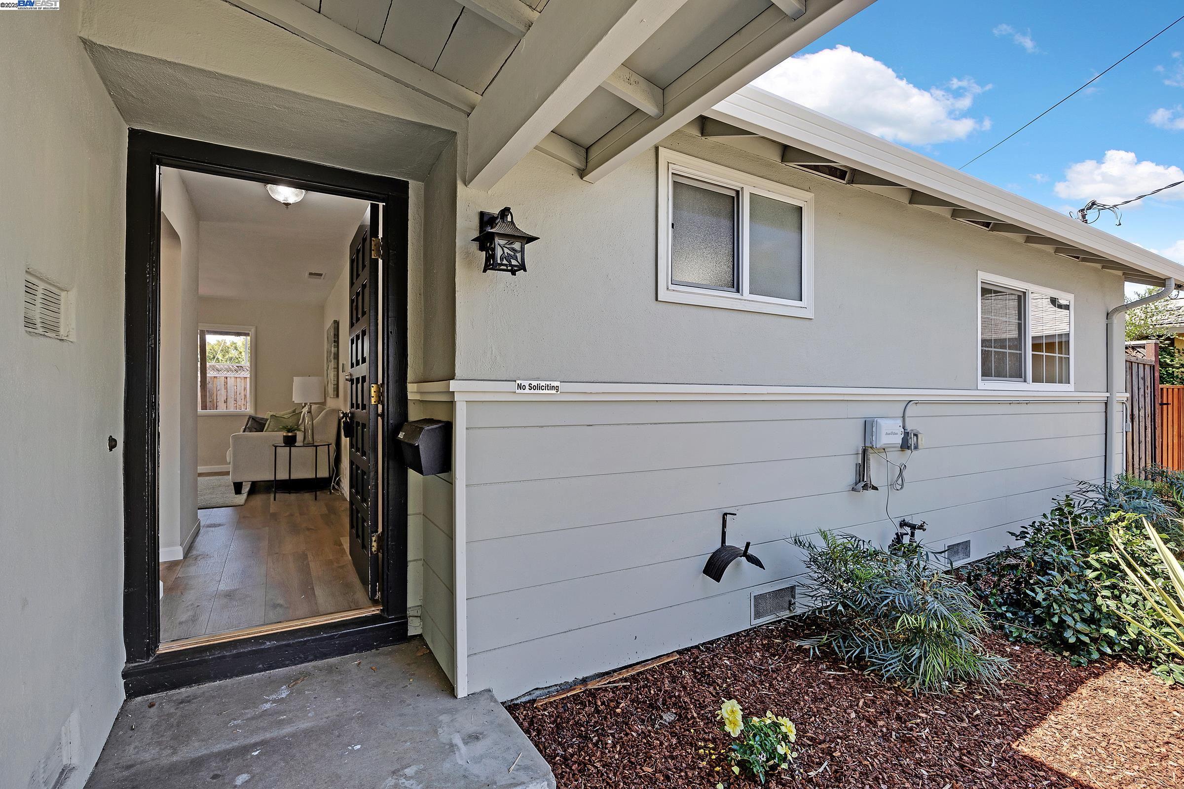 3877 Santa Clara Way, Livermore, California 94550, 3 Bedrooms Bedrooms, 5 Rooms Rooms,2 BathroomsBathrooms,Residential,For Sale,3877 Santa Clara Way,41104876