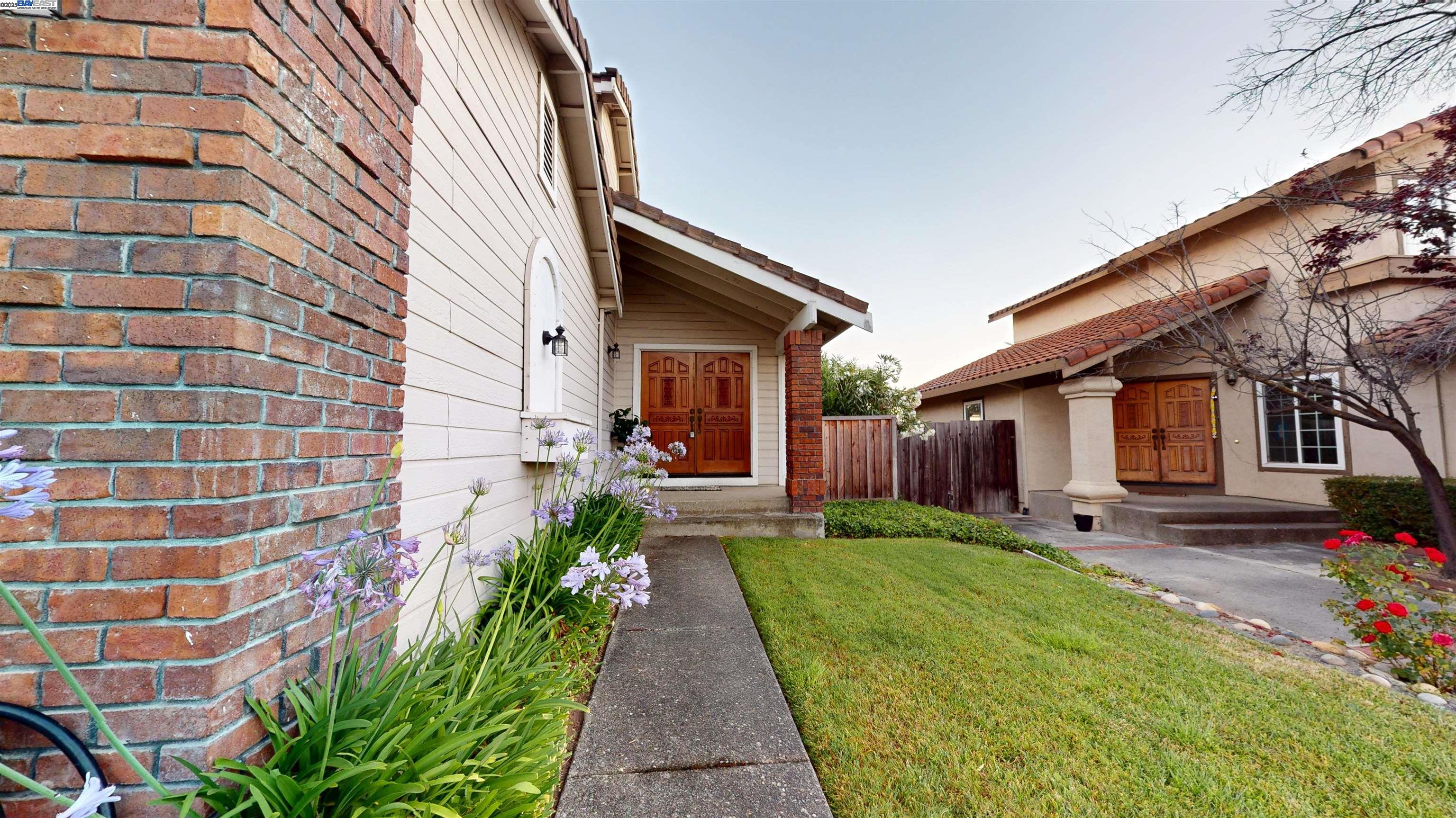 43499 Southerland Way, Fremont, California 94539, 4 Bedrooms Bedrooms, 8 Rooms Rooms,2 BathroomsBathrooms,Residential,For Sale,43499 Southerland Way,41104878