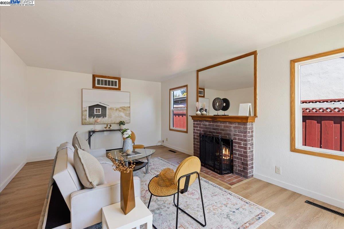 Detail Gallery Image 7 of 24 For 36850 Birch St, Newark,  CA 94560 - 3 Beds | 1 Baths