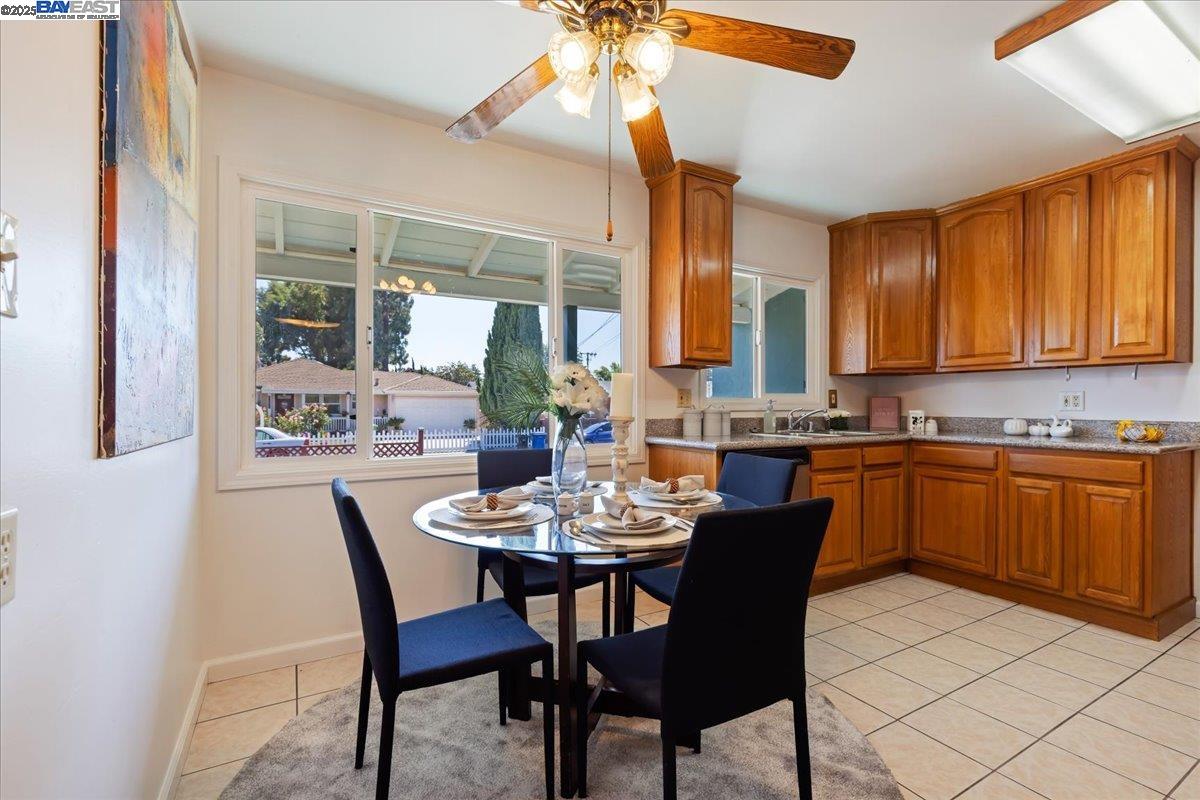 Detail Gallery Image 9 of 24 For 36850 Birch St, Newark,  CA 94560 - 3 Beds | 1 Baths