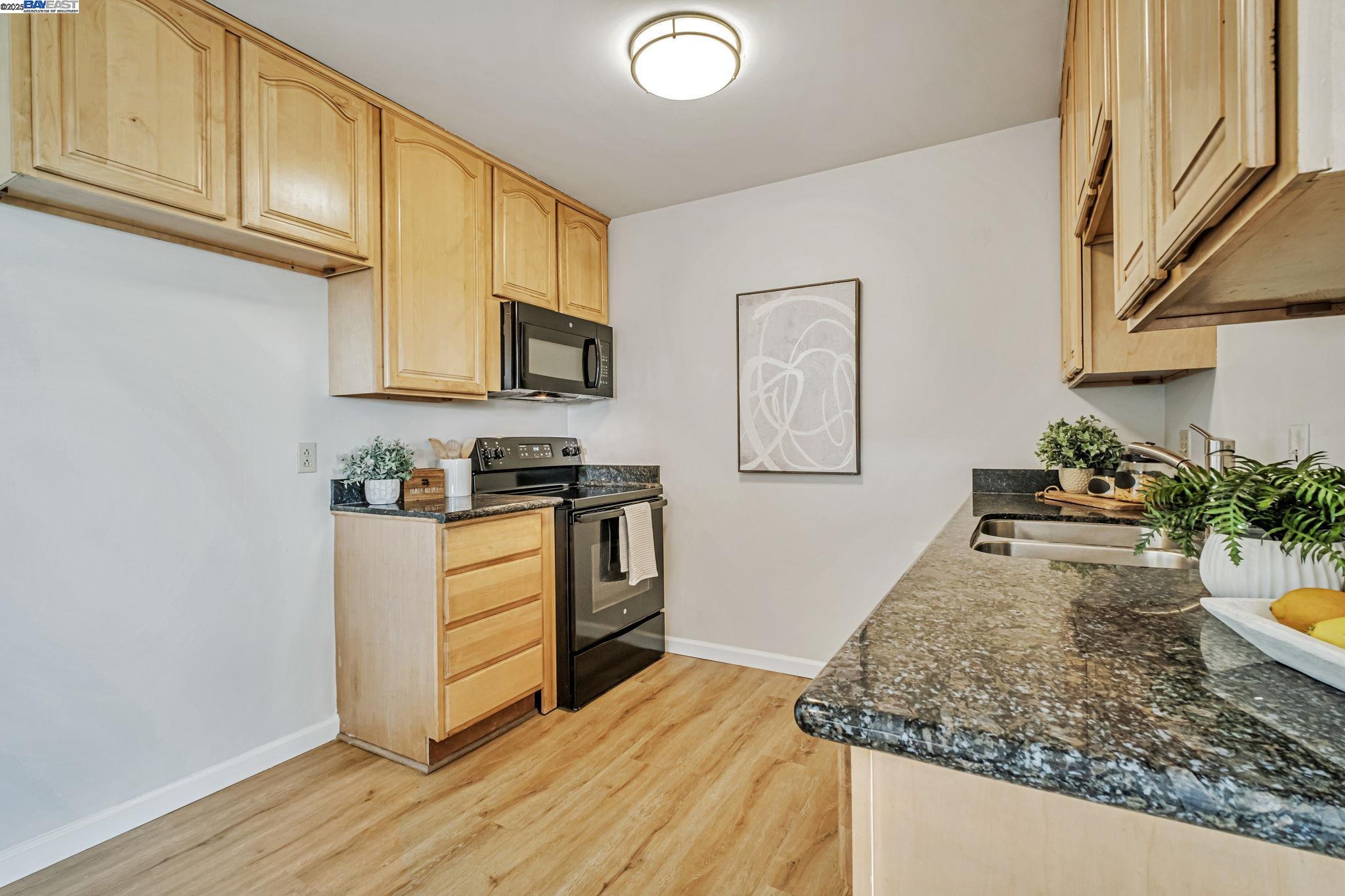 Detail Gallery Image 15 of 51 For 16845 Liberty St, San Leandro,  CA 94578 - – Beds | – Baths
