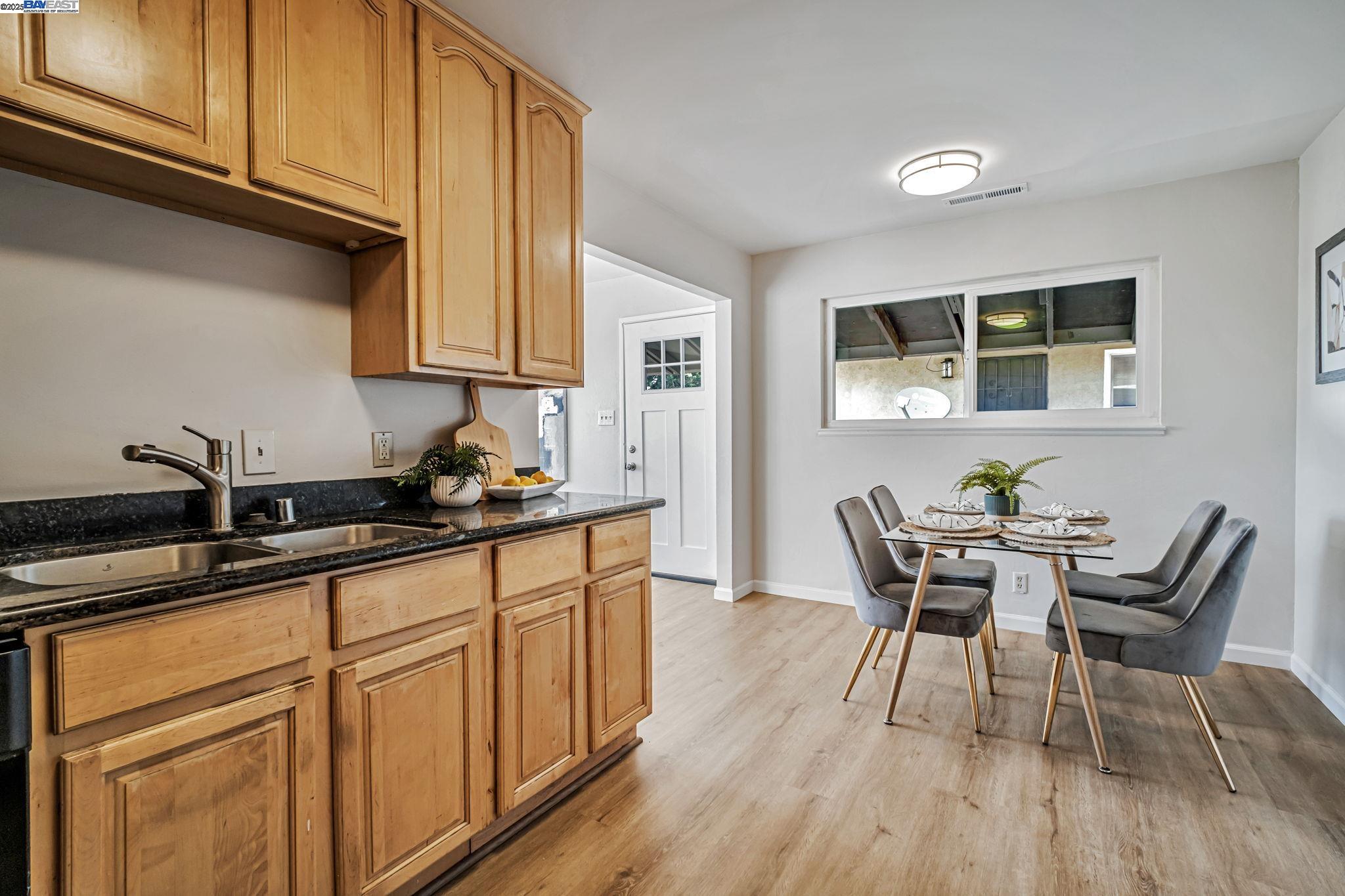 Detail Gallery Image 17 of 51 For 16845 Liberty St, San Leandro,  CA 94578 - – Beds | – Baths