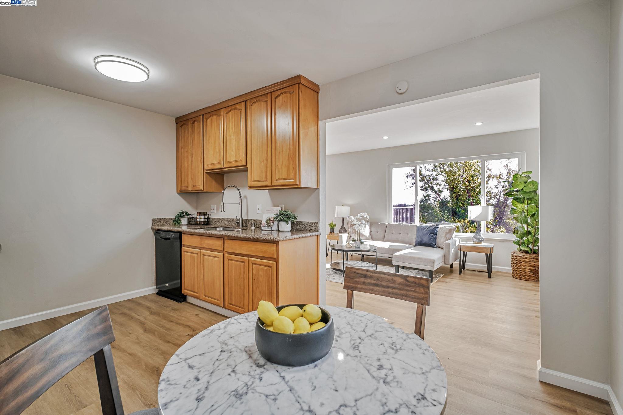 Detail Gallery Image 38 of 51 For 16845 Liberty St, San Leandro,  CA 94578 - – Beds | – Baths