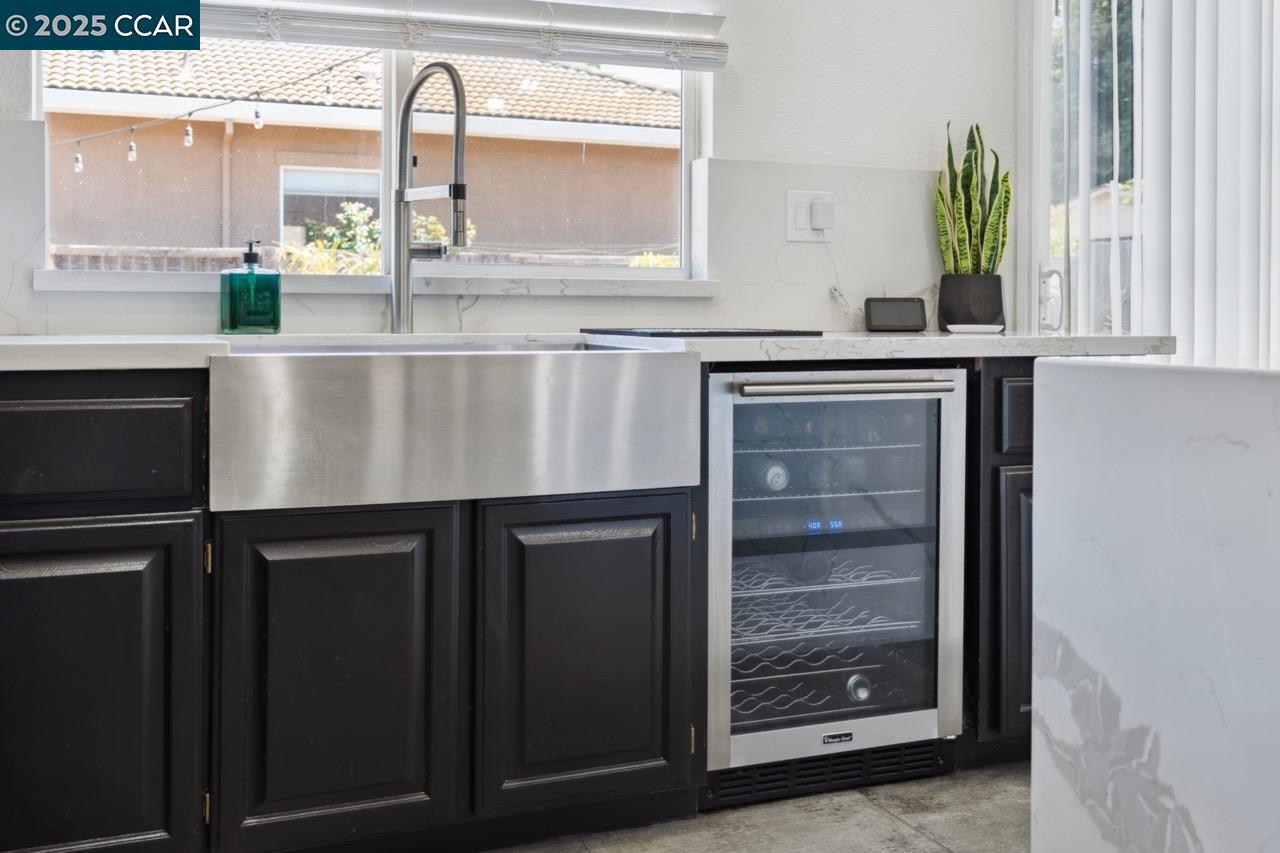 Detail Gallery Image 12 of 54 For 5039 Union Mine Drive, Antioch,  CA 94531 - 6 Beds | 3 Baths