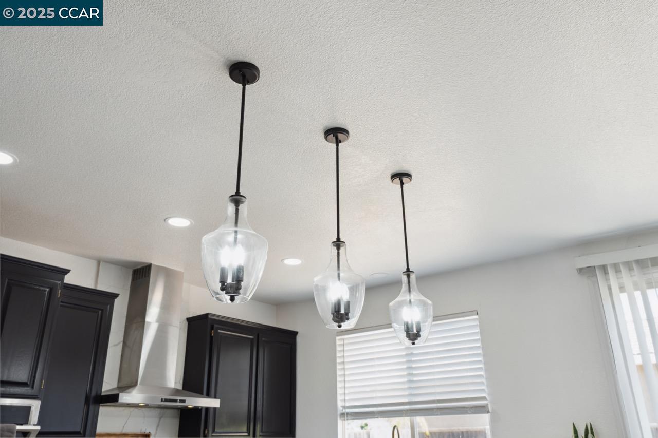 Detail Gallery Image 9 of 54 For 5039 Union Mine Drive, Antioch,  CA 94531 - 6 Beds | 3 Baths