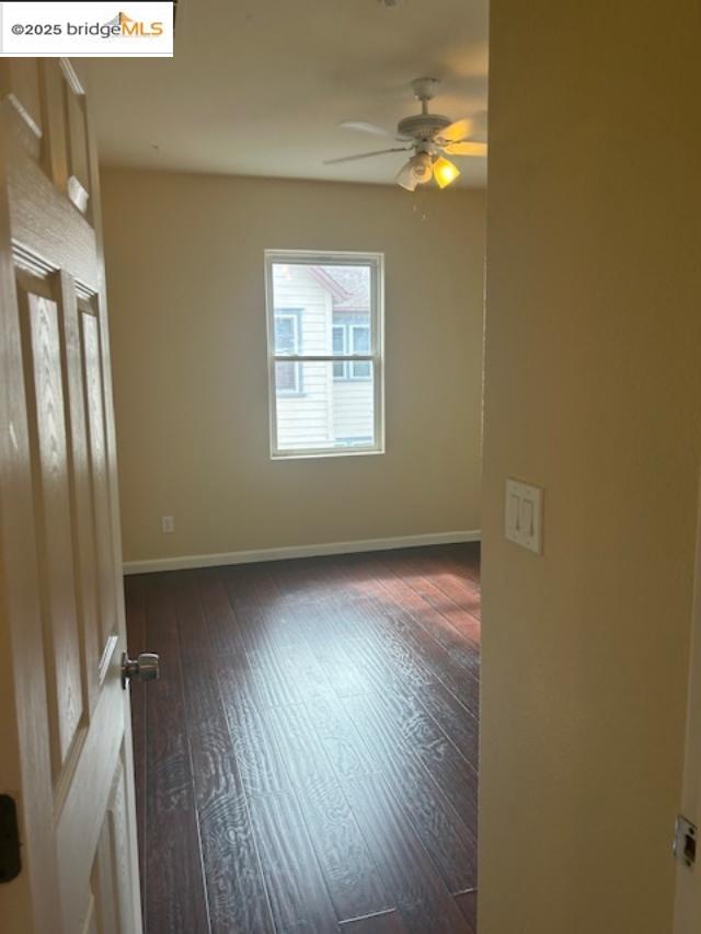 Detail Gallery Image 23 of 51 For 3120 N Front St, Hercules,  CA 94547 - 4 Beds | 3/1 Baths
