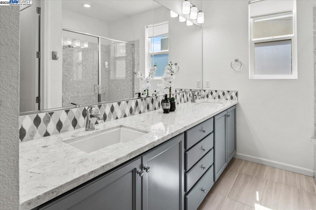 Detail Gallery Image 32 of 60 For 5892 Nugget Way, Dublin,  CA 94568-7145 - 4 Beds | 3/1 Baths