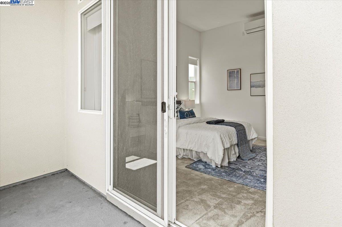Detail Gallery Image 46 of 60 For 5892 Nugget Way, Dublin,  CA 94568-7145 - 4 Beds | 3/1 Baths