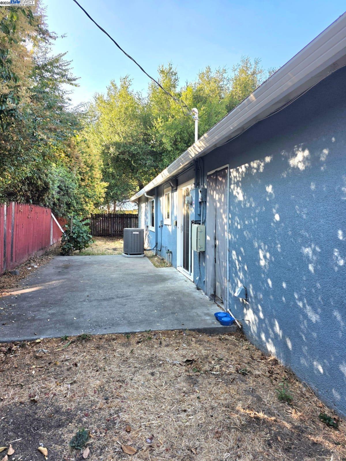 Detail Gallery Image 20 of 22 For 919 Hoover, Fairfield,  CA 94533 - 3 Beds | 1 Baths