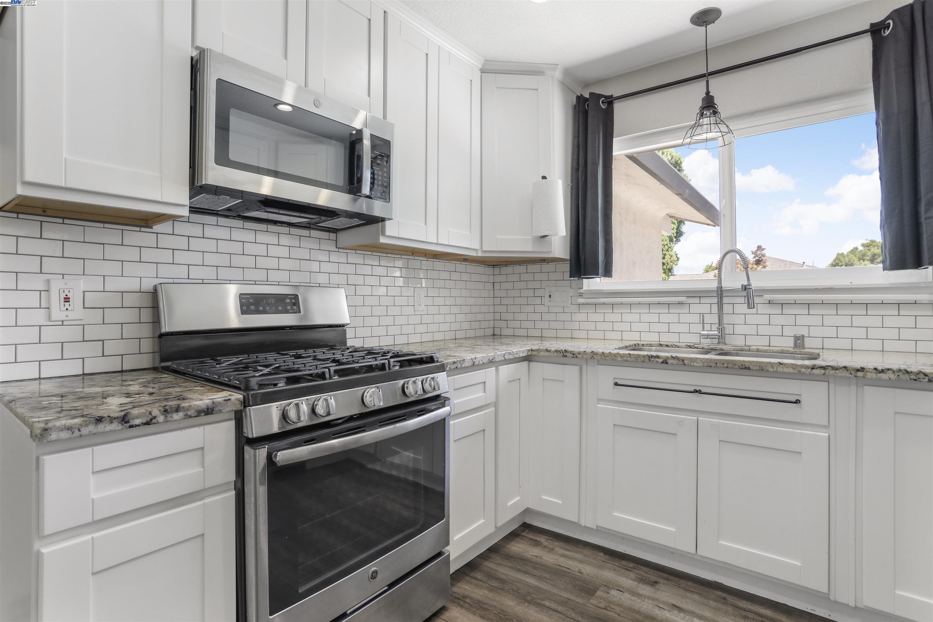 Detail Gallery Image 11 of 25 For 641 Tahoe Dr, Lodi,  CA 95242 - 3 Beds | 2 Baths