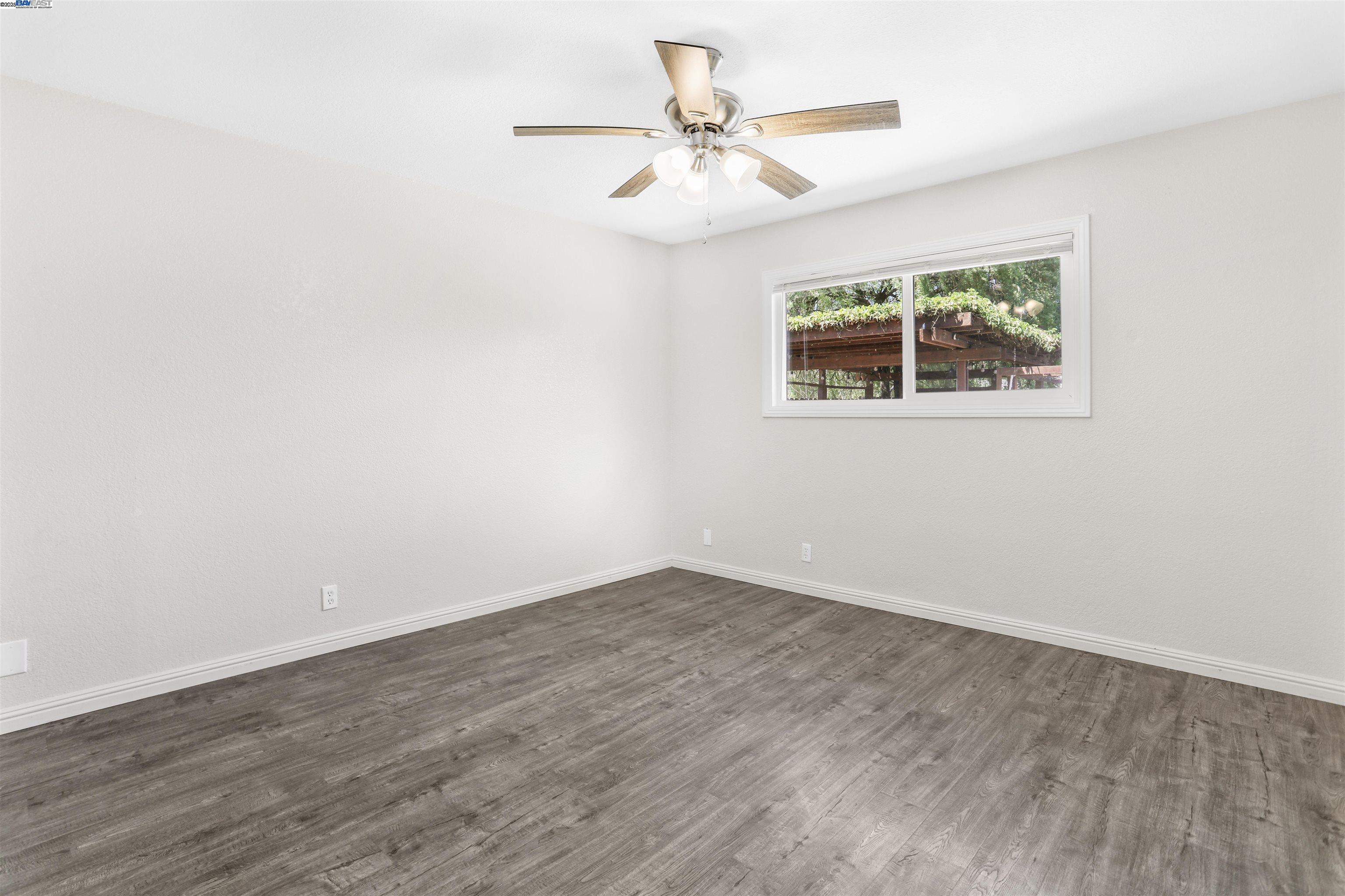 Detail Gallery Image 16 of 25 For 641 Tahoe Dr, Lodi,  CA 95242 - 3 Beds | 2 Baths