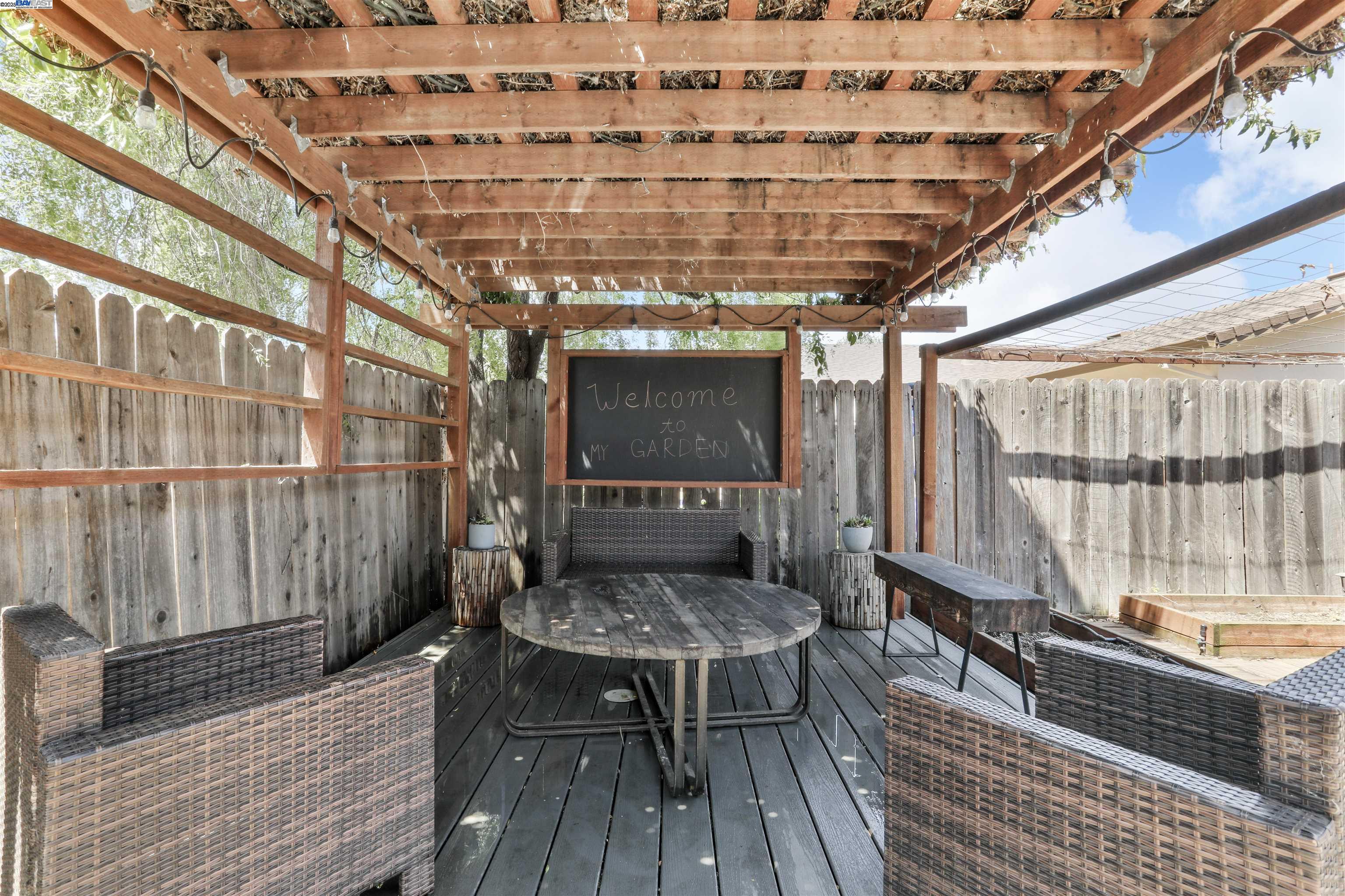 Detail Gallery Image 22 of 25 For 641 Tahoe Dr, Lodi,  CA 95242 - 3 Beds | 2 Baths