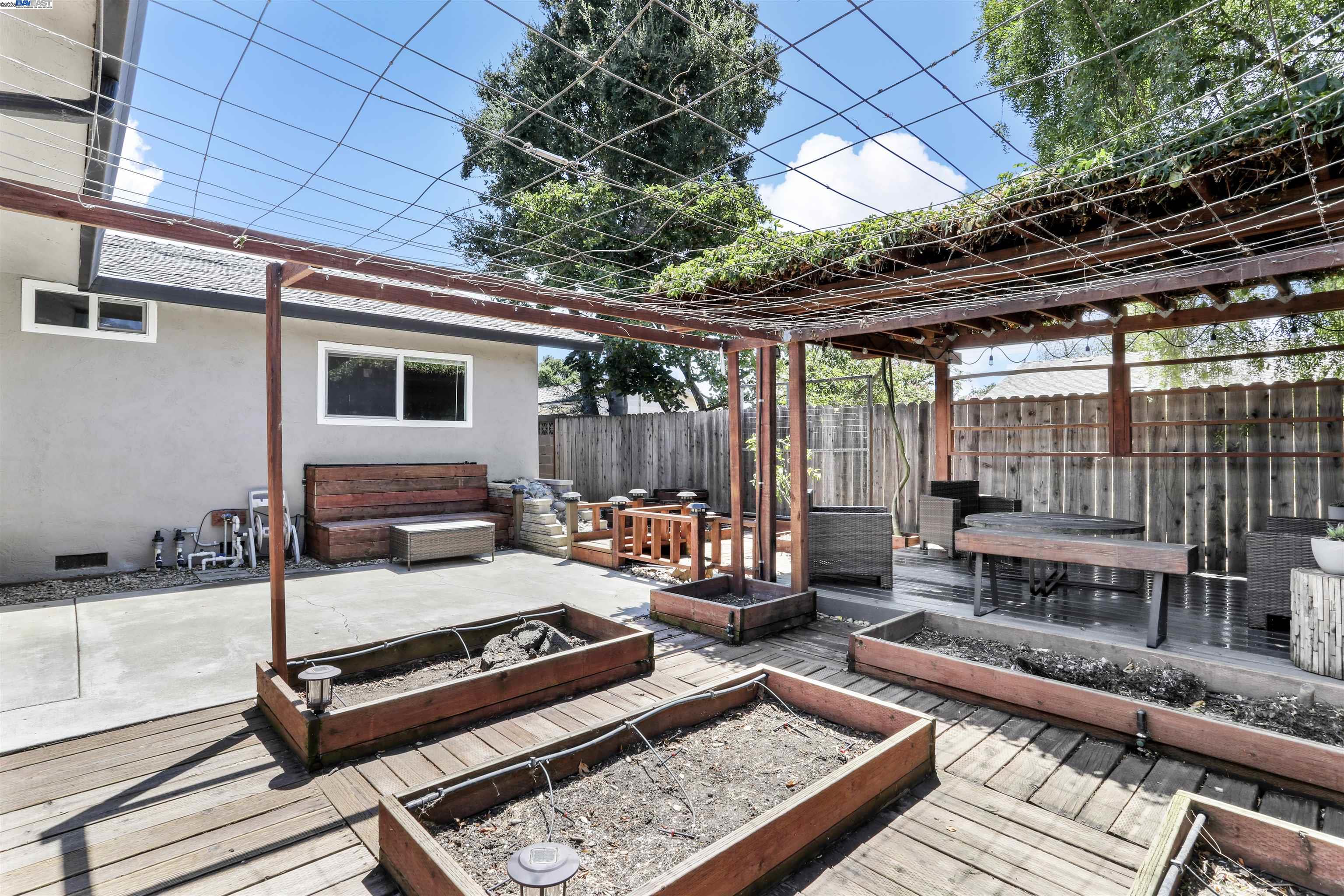 Detail Gallery Image 23 of 25 For 641 Tahoe Dr, Lodi,  CA 95242 - 3 Beds | 2 Baths