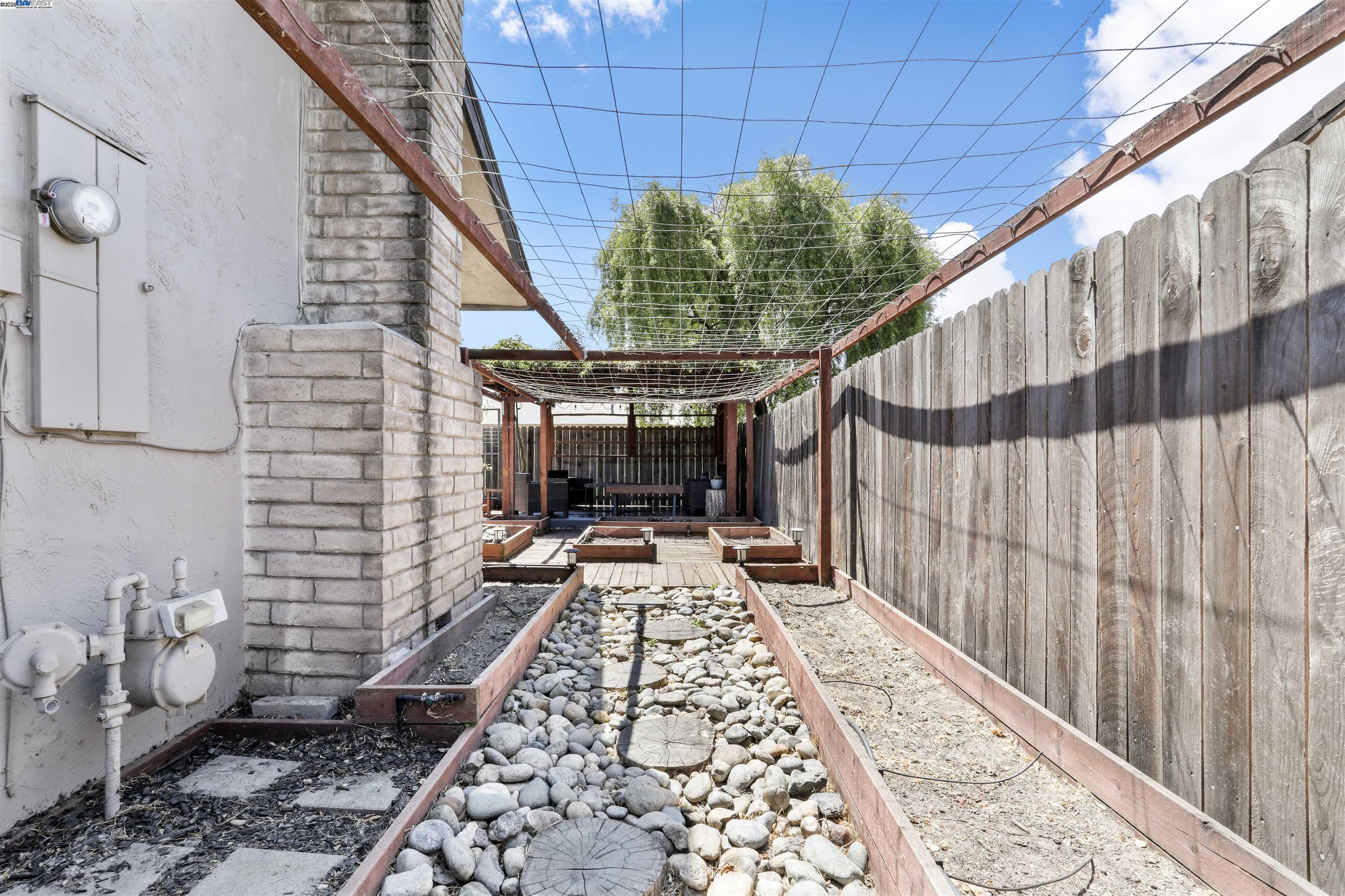 Detail Gallery Image 24 of 25 For 641 Tahoe Dr, Lodi,  CA 95242 - 3 Beds | 2 Baths