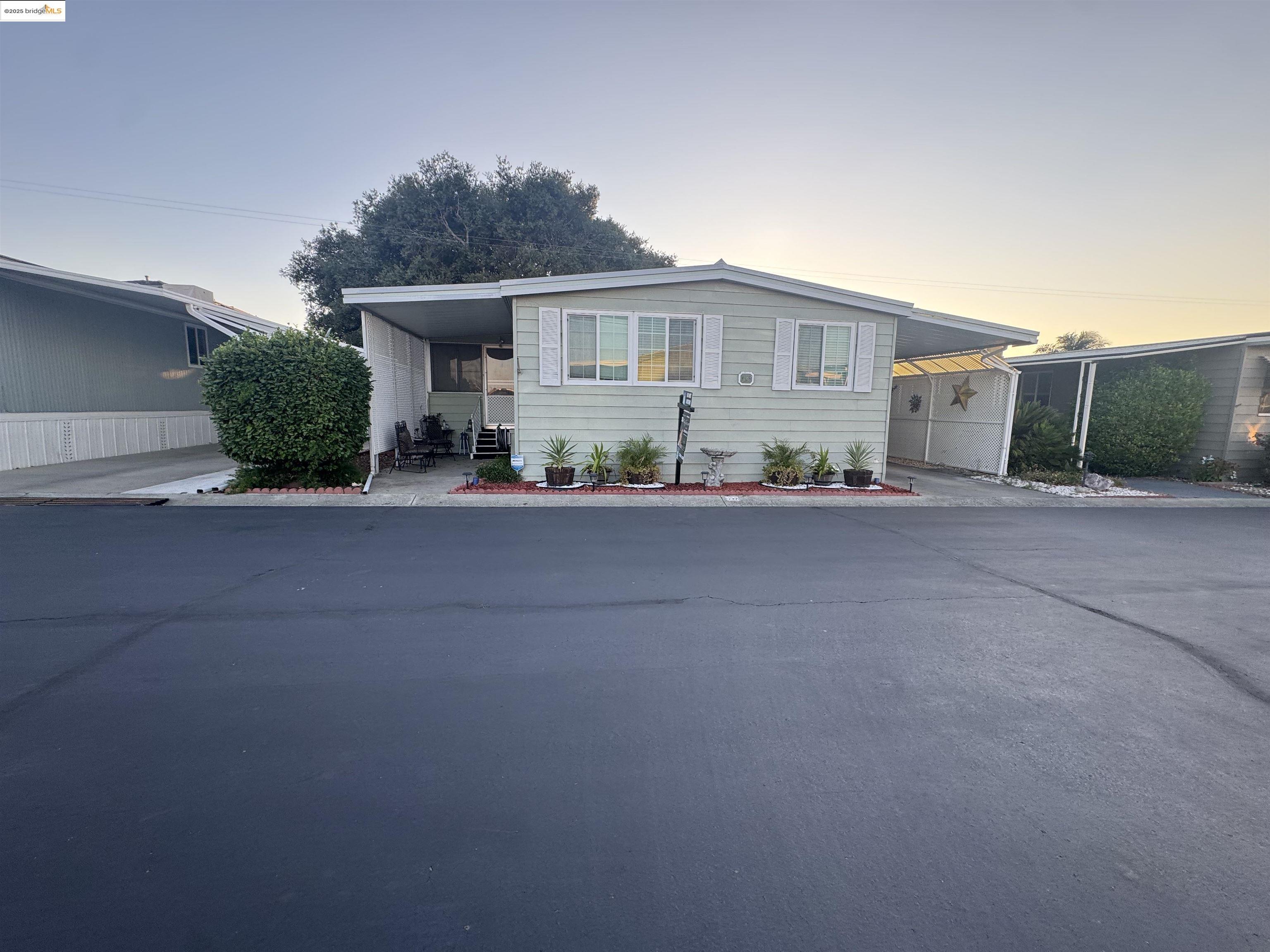Detail Gallery Image 2 of 59 For 137 Zartop, Oakley,  CA 94561 - 3 Beds | 2 Baths