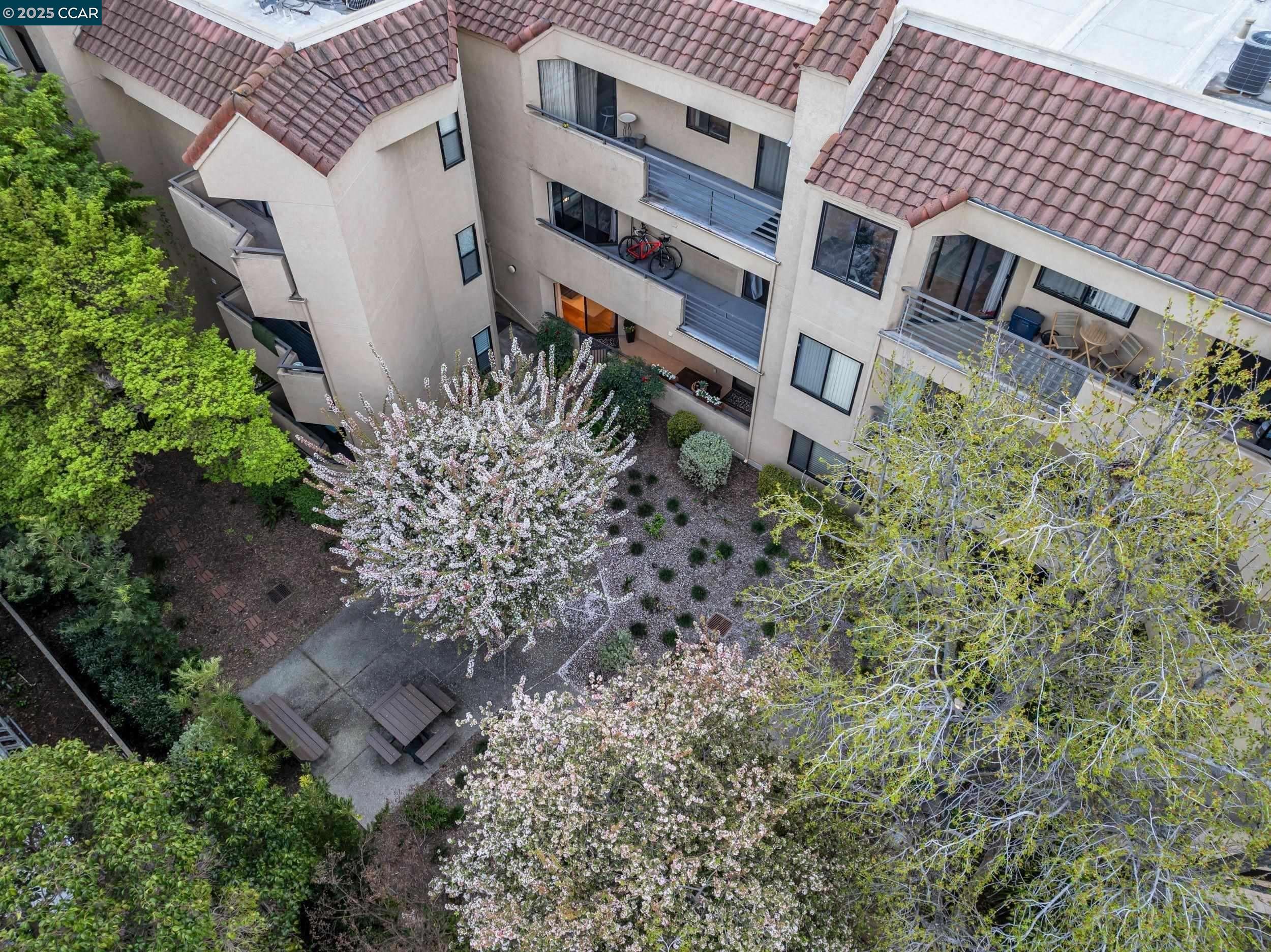 Detail Gallery Image 38 of 38 For 1201 Alta Vista Dr #208,  Walnut Creek,  CA 94596 - 2 Beds | 2 Baths