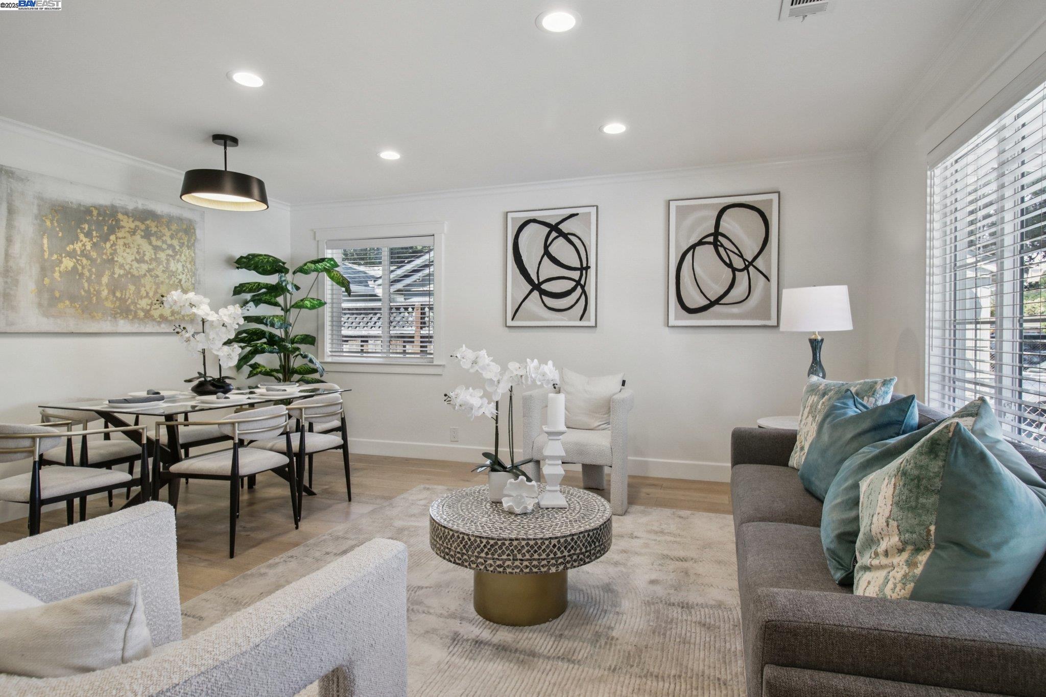 Detail Gallery Image 5 of 35 For 2235 Menalto Avenue, East Palo Alto,  CA 94303 - 4 Beds | 2 Baths