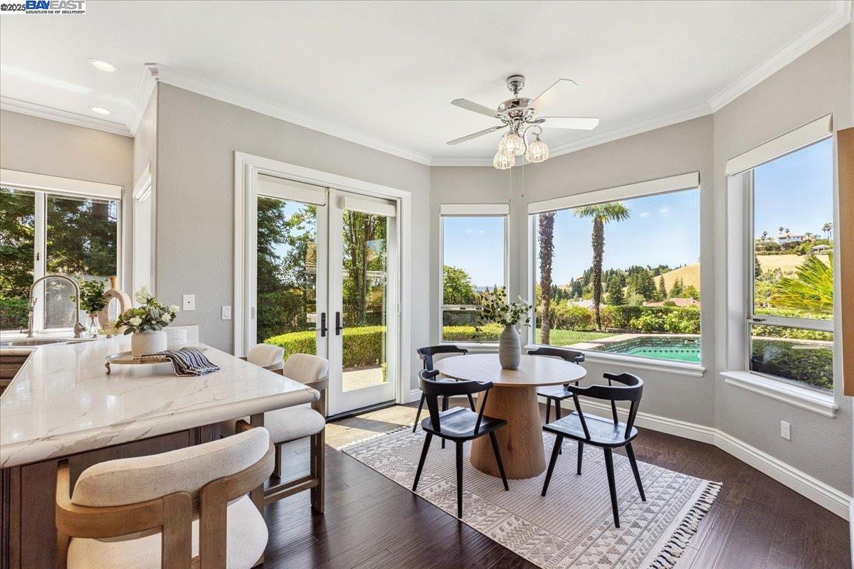 Detail Gallery Image 17 of 52 For 3411 Deer Ridge Dr, Danville,  CA 94506 - 5 Beds | 4/1 Baths