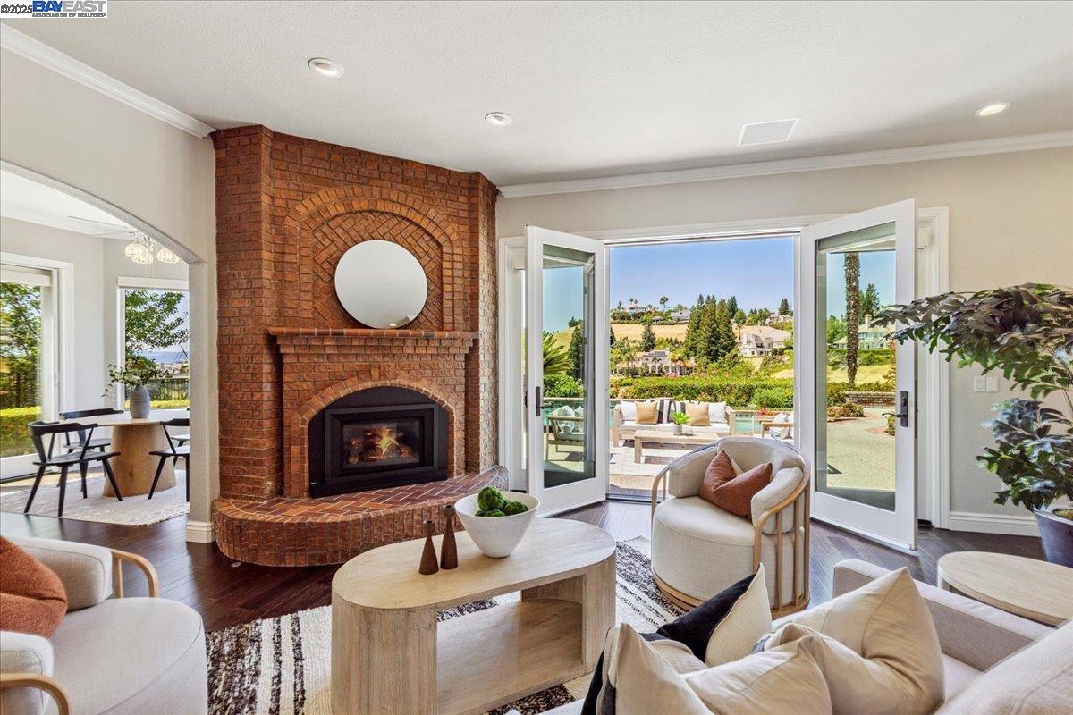 Detail Gallery Image 18 of 52 For 3411 Deer Ridge Dr, Danville,  CA 94506 - 5 Beds | 4/1 Baths