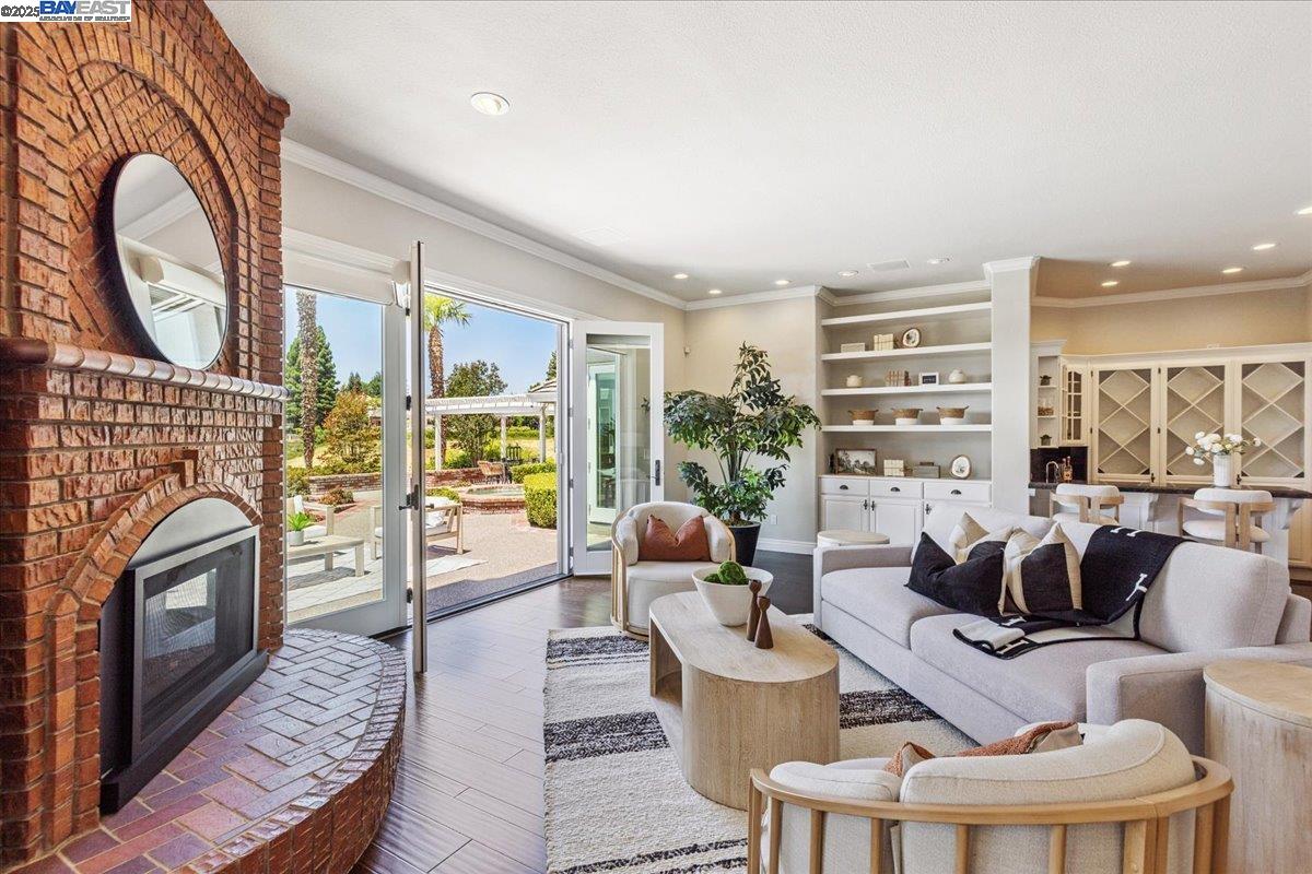Detail Gallery Image 19 of 52 For 3411 Deer Ridge Dr, Danville,  CA 94506 - 5 Beds | 4/1 Baths