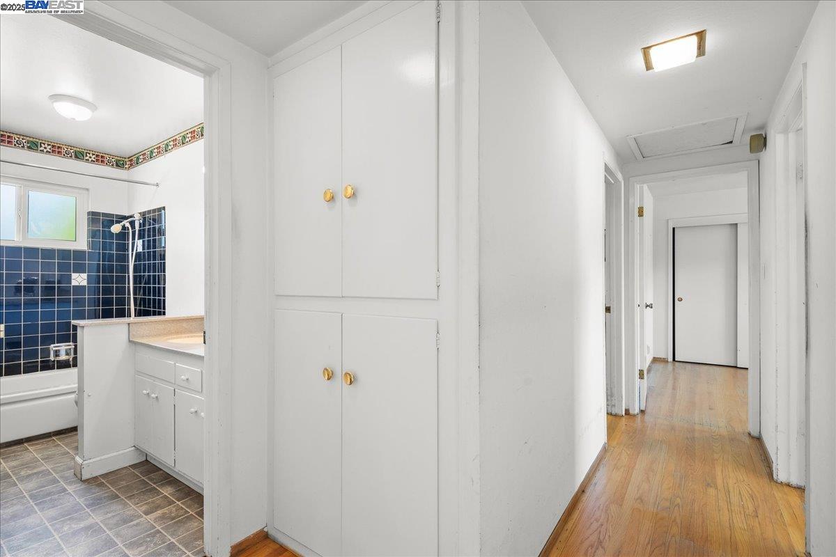 Detail Gallery Image 14 of 19 For 36155 Larch Way, Fremont,  CA 94536 - 3 Beds | 2 Baths