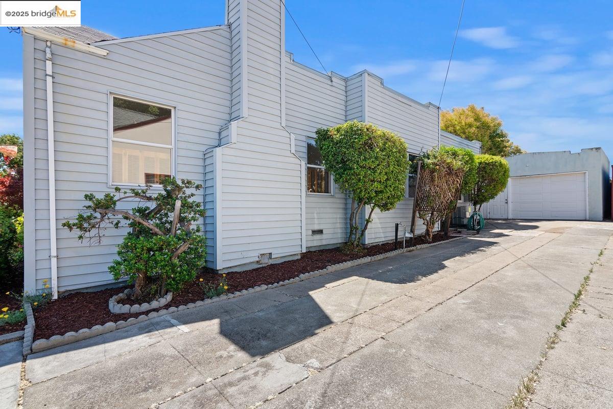 Detail Gallery Image 27 of 29 For 209 W 7th Street, Antioch,  CA 94509-1745 - 2 Beds | 1 Baths
