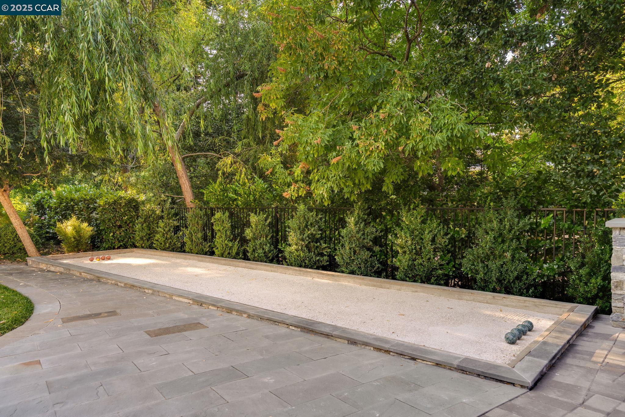 Detail Gallery Image 25 of 60 For 222 Still Creek Rd, Danville,  CA 94506 - 5 Beds | 5 Baths