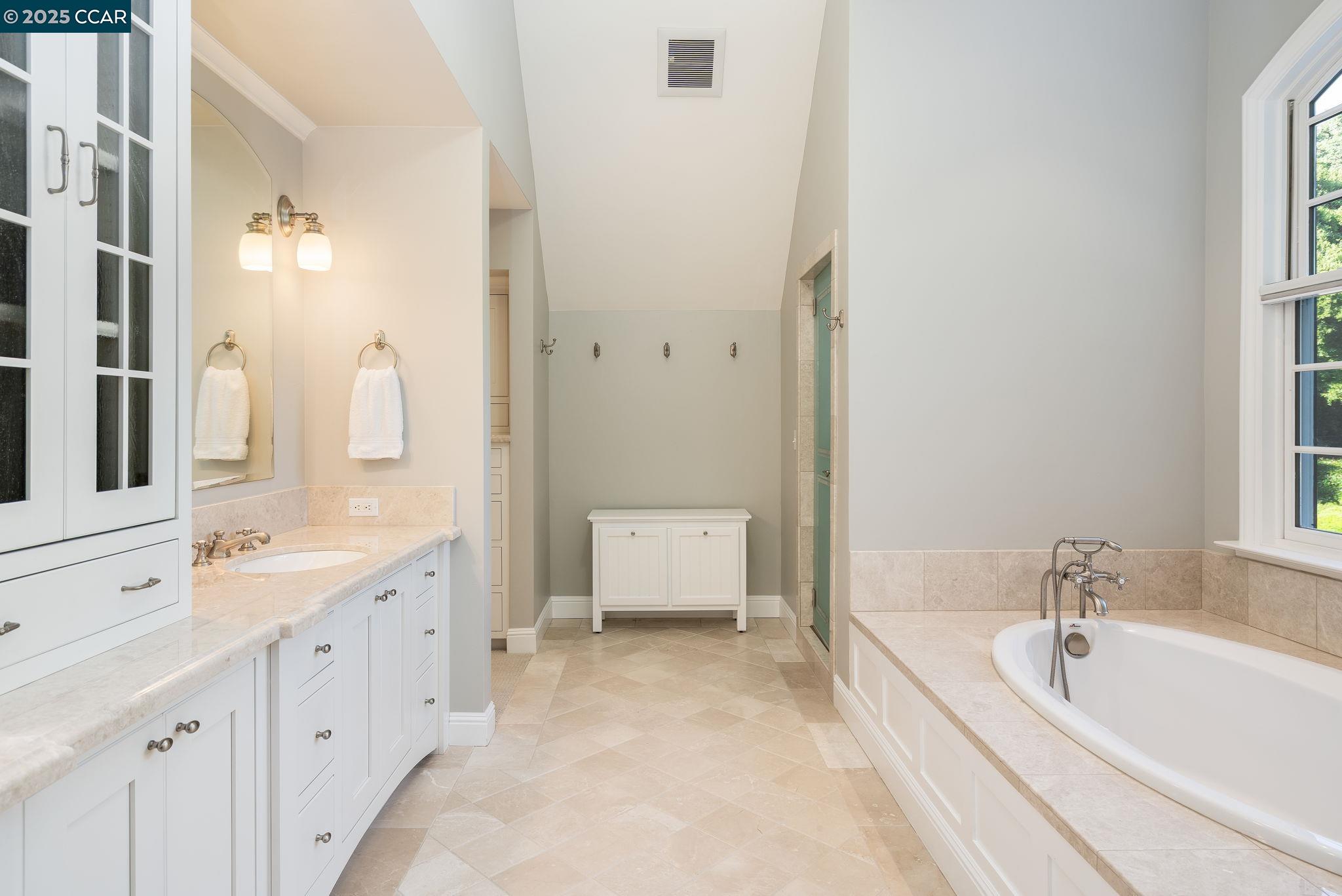 Detail Gallery Image 49 of 60 For 222 Still Creek Rd, Danville,  CA 94506 - 5 Beds | 5 Baths