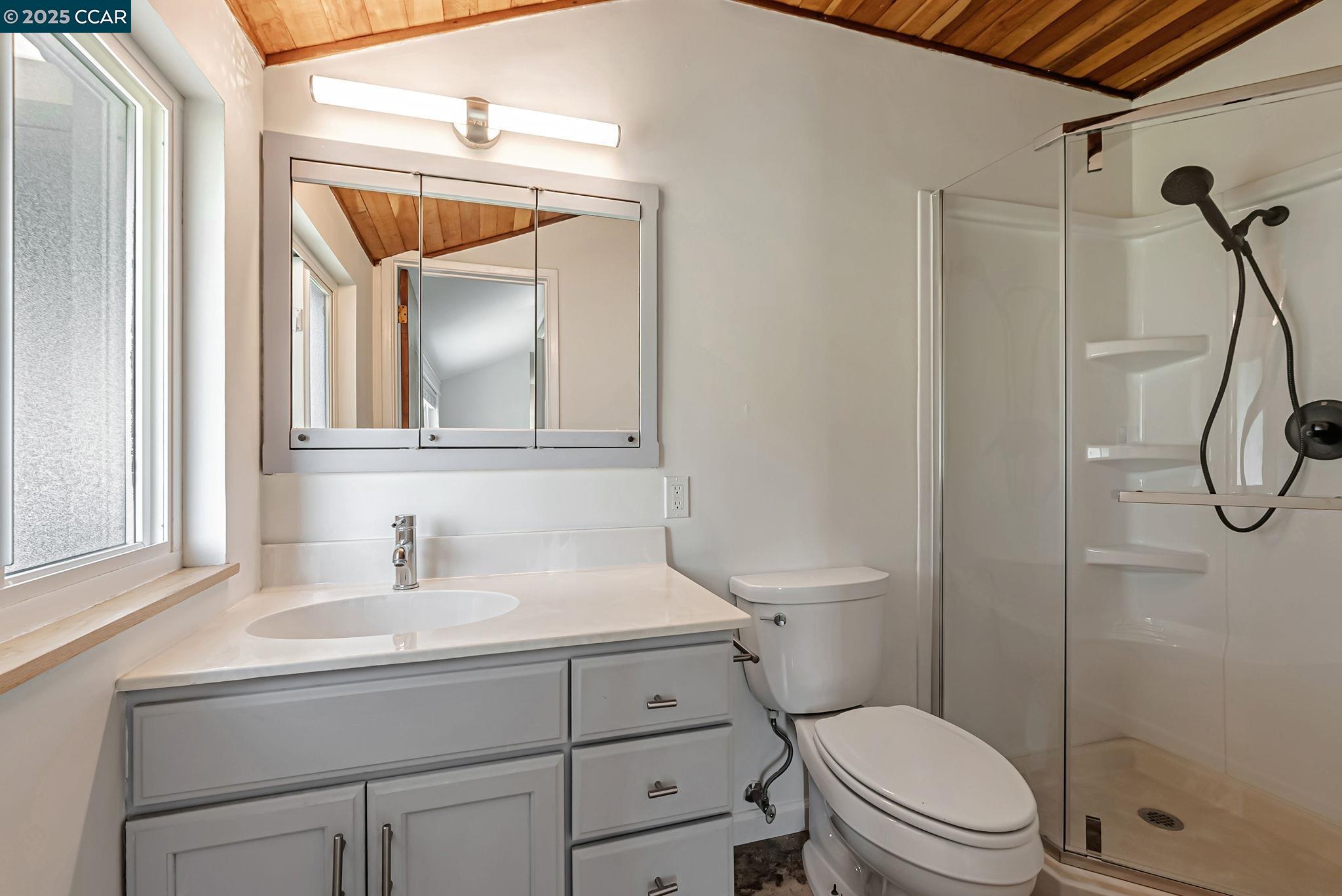 Detail Gallery Image 19 of 43 For 5891 Caulfield Dr, Clayton,  CA 94517 - 3 Beds | 2 Baths