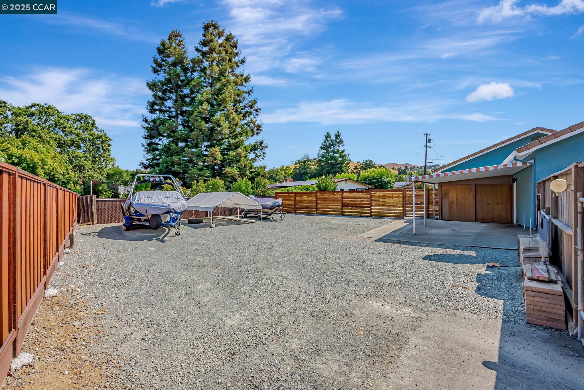 Detail Gallery Image 39 of 43 For 5891 Caulfield Dr, Clayton,  CA 94517 - 3 Beds | 2 Baths