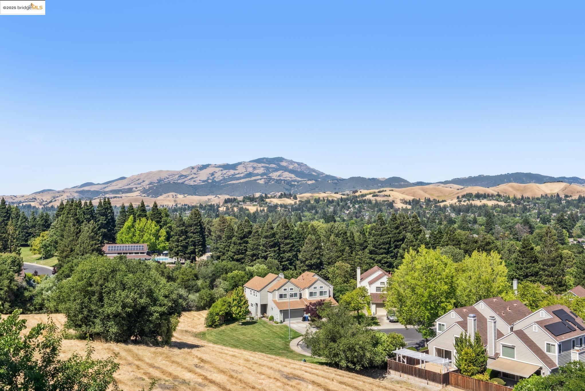 Detail Gallery Image 22 of 60 For 1851 Mockingbird Pl, Danville,  CA 94526 - 3 Beds | 2/1 Baths