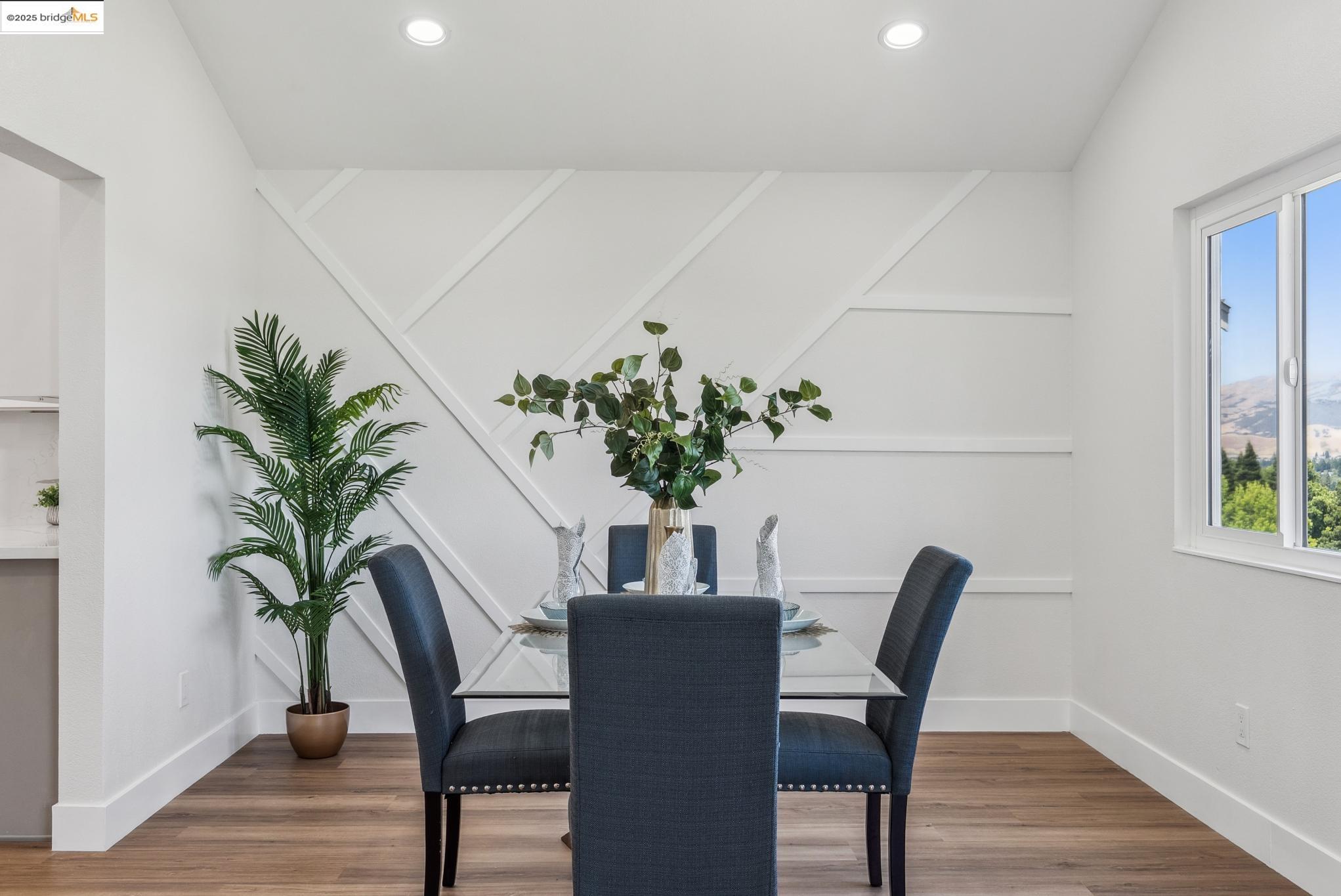 Detail Gallery Image 25 of 60 For 1851 Mockingbird Pl, Danville,  CA 94526 - 3 Beds | 2/1 Baths