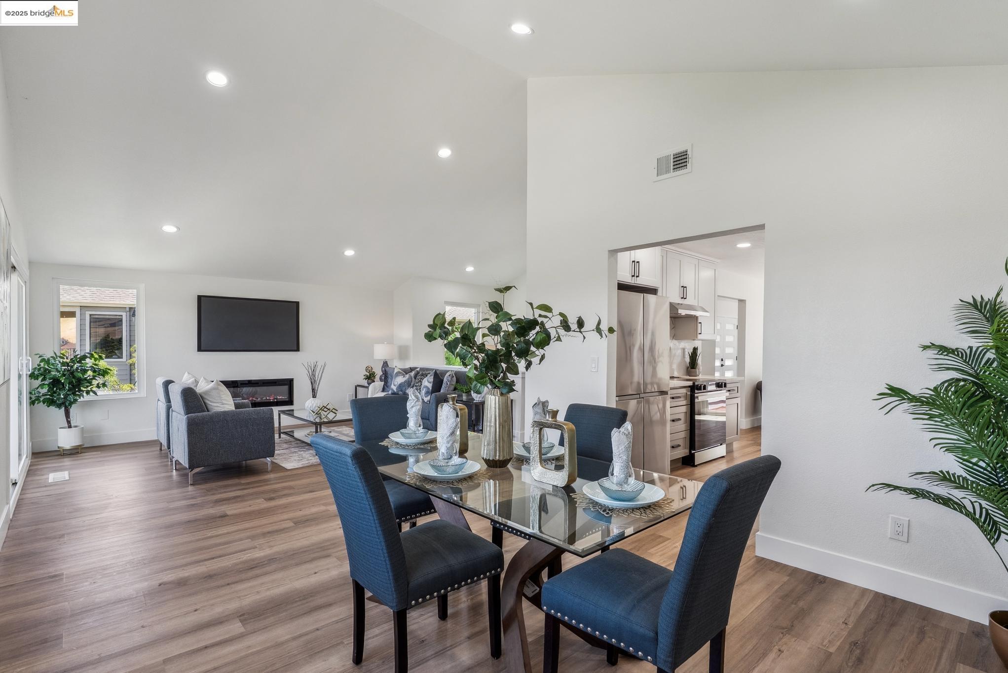 Detail Gallery Image 28 of 60 For 1851 Mockingbird Pl, Danville,  CA 94526 - 3 Beds | 2/1 Baths