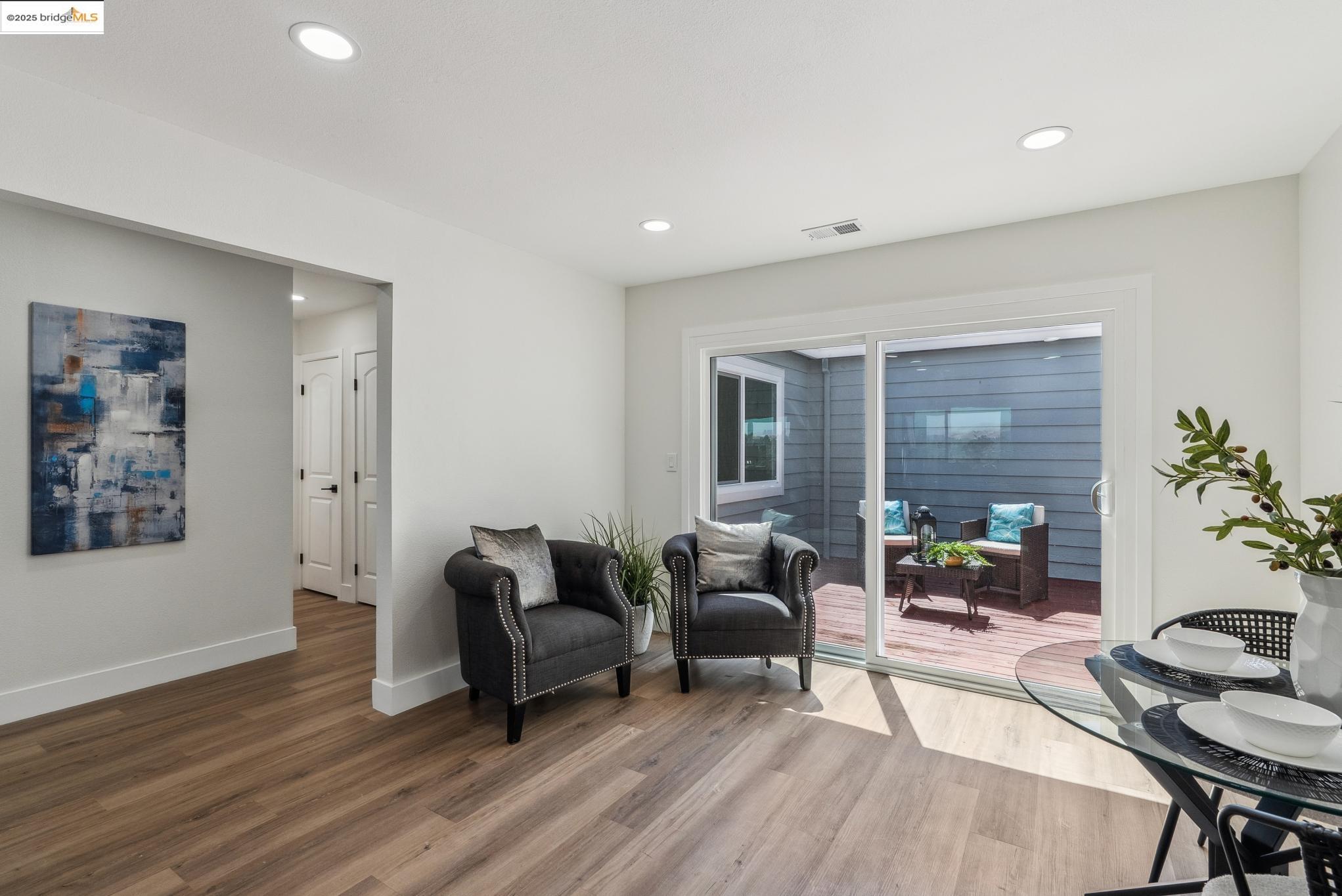 Detail Gallery Image 34 of 60 For 1851 Mockingbird Pl, Danville,  CA 94526 - 3 Beds | 2/1 Baths